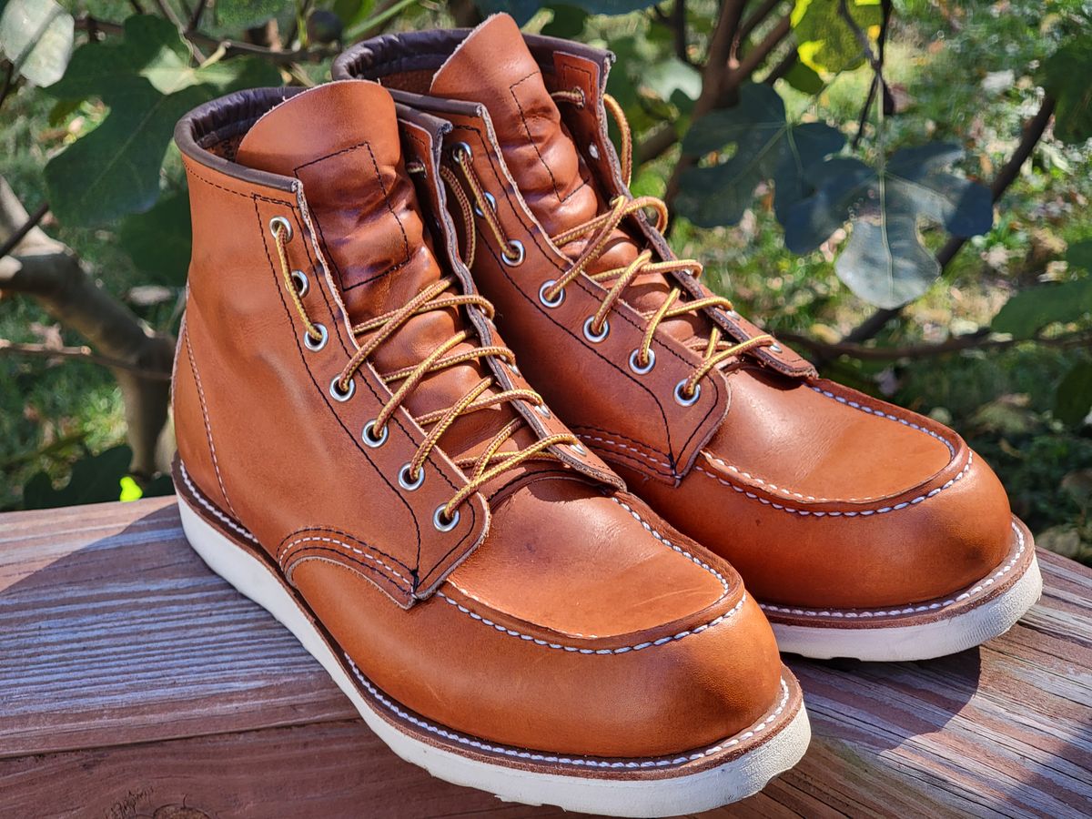 Photo by wwshehan on November 2, 2023 of the Red Wing 6-Inch Classic Moc in S.B. Foot Oro Legacy.