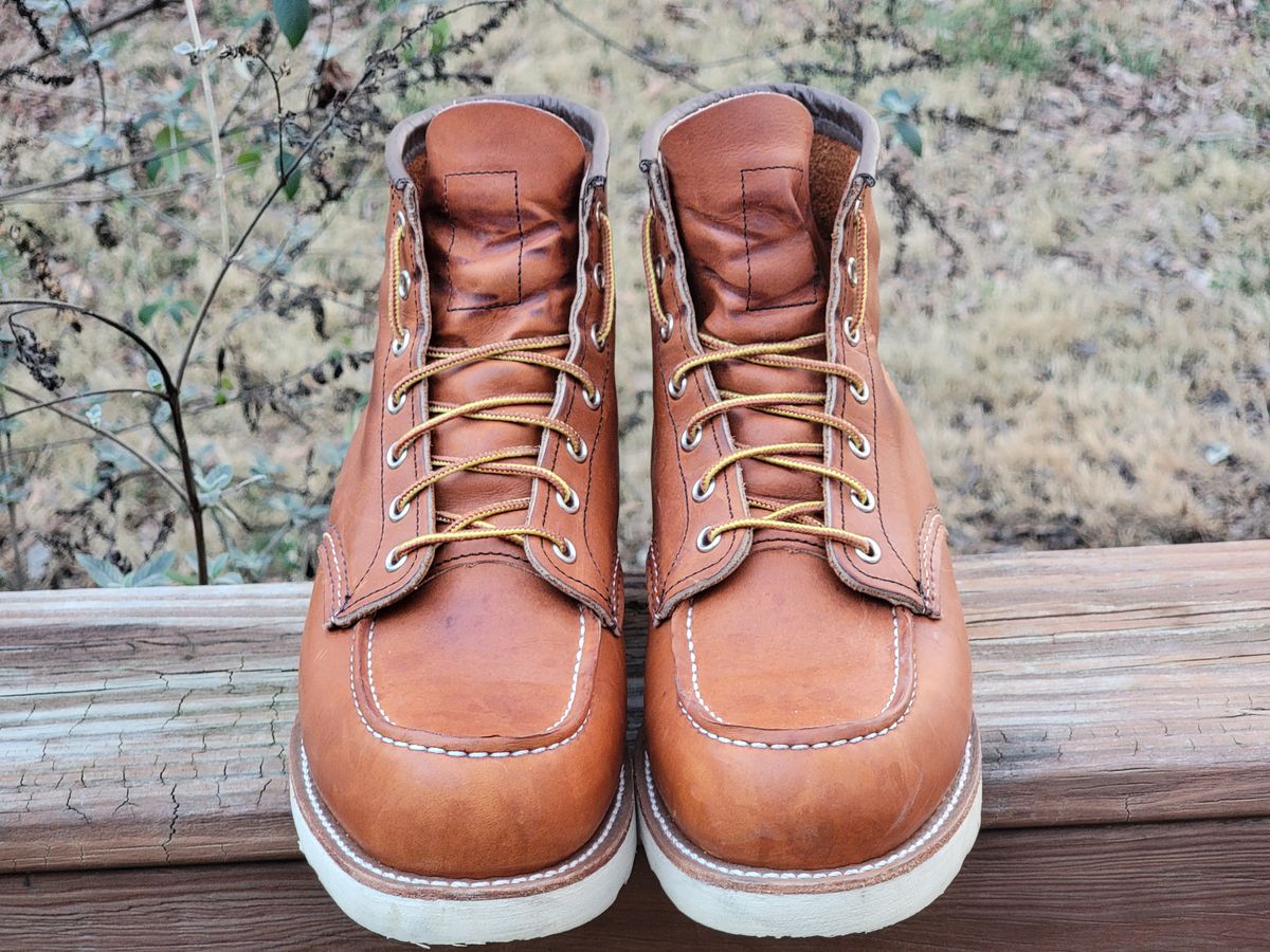 Photo by wwshehan on February 5, 2024 of the Red Wing 6-Inch Classic Moc in S.B. Foot Oro Legacy.