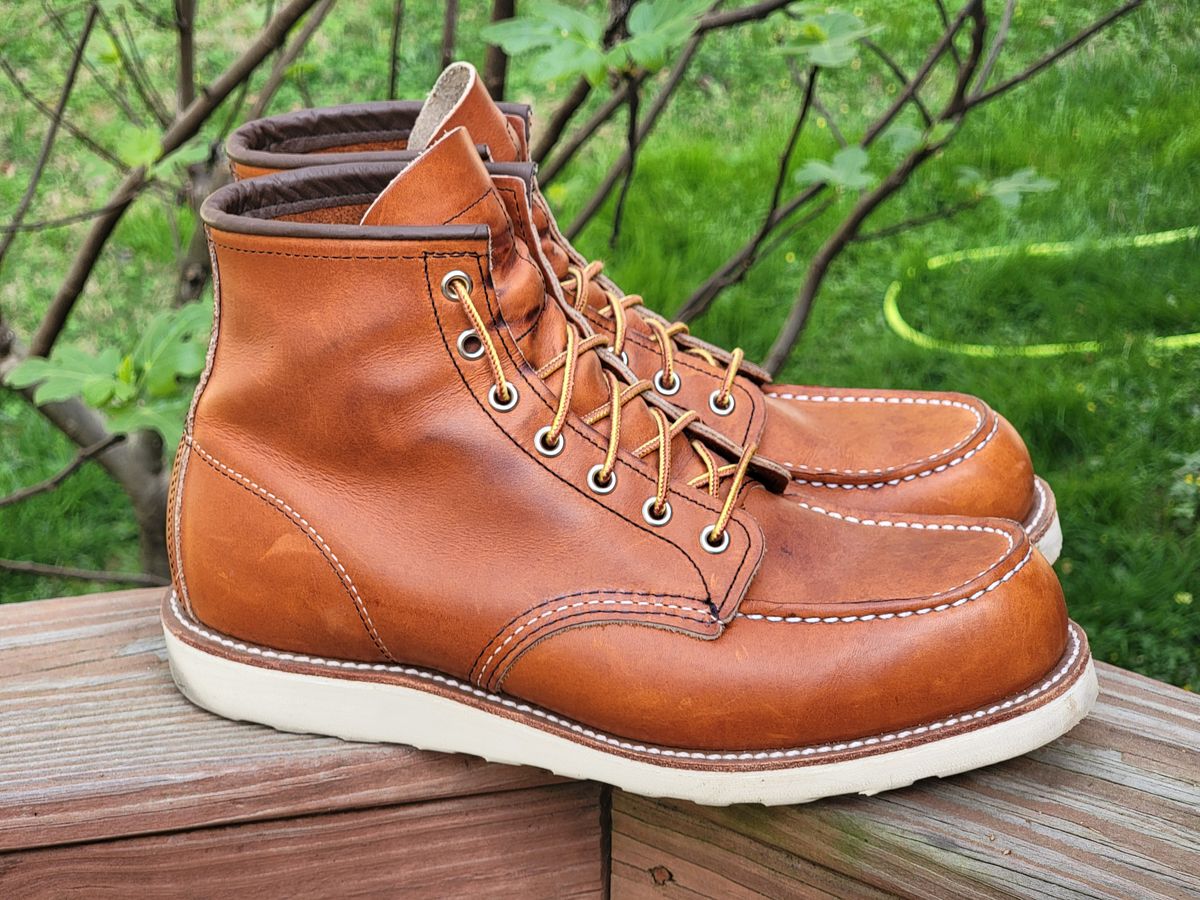 Photo by wwshehan on April 2, 2024 of the Red Wing 6-Inch Classic Moc in S.B. Foot Oro Legacy.