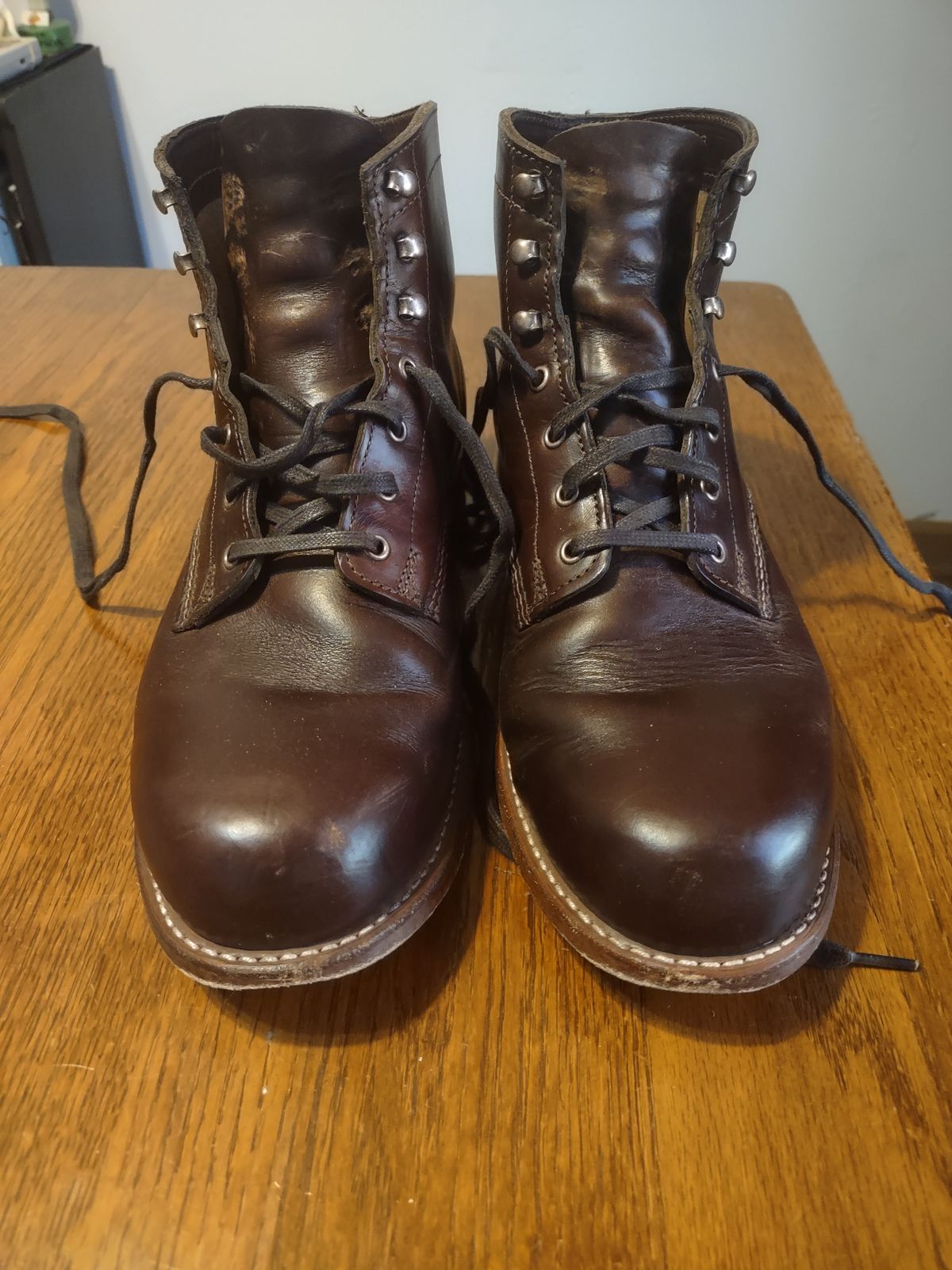 Photo by professorsartorial on November 1, 2023 of the Wolverine 1000 Mile Plain-Toe Boot in Horween Brown Chromexcel.
