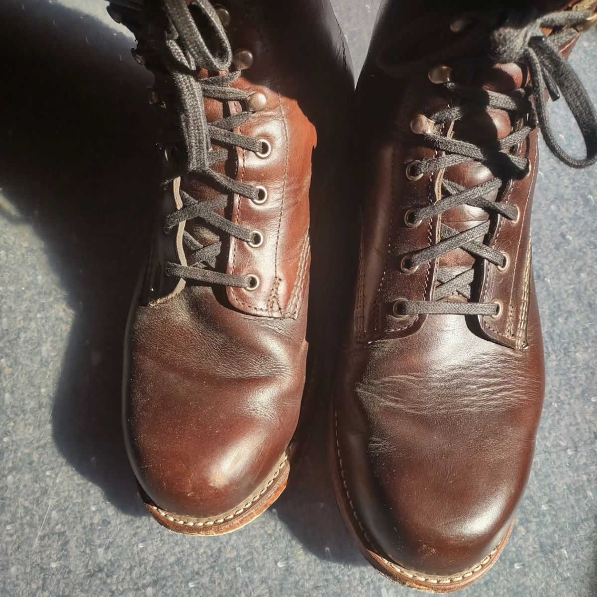 Photo by professorsartorial on November 9, 2023 of the Wolverine 1000 Mile Plain-Toe Boot in Horween Brown Chromexcel.
