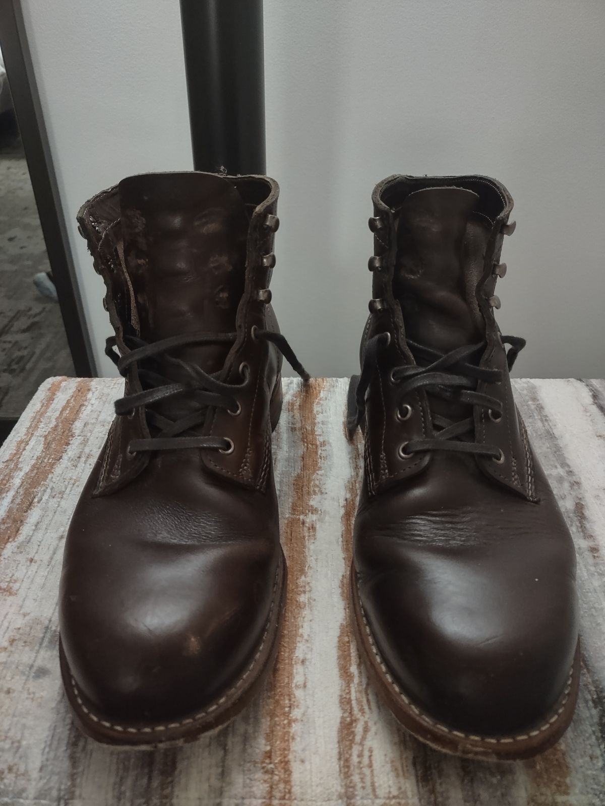 Photo by professorsartorial on November 11, 2023 of the Wolverine 1000 Mile Plain-Toe Boot in Horween Brown Chromexcel.