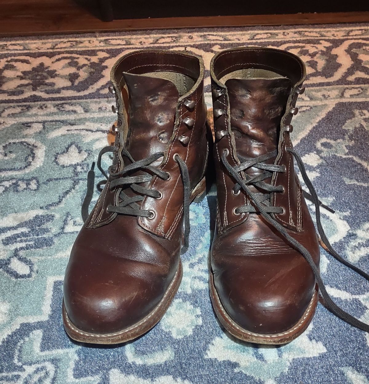Photo by professorsartorial on March 1, 2024 of the Wolverine 1000 Mile Plain-Toe Boot in Horween Brown Chromexcel.