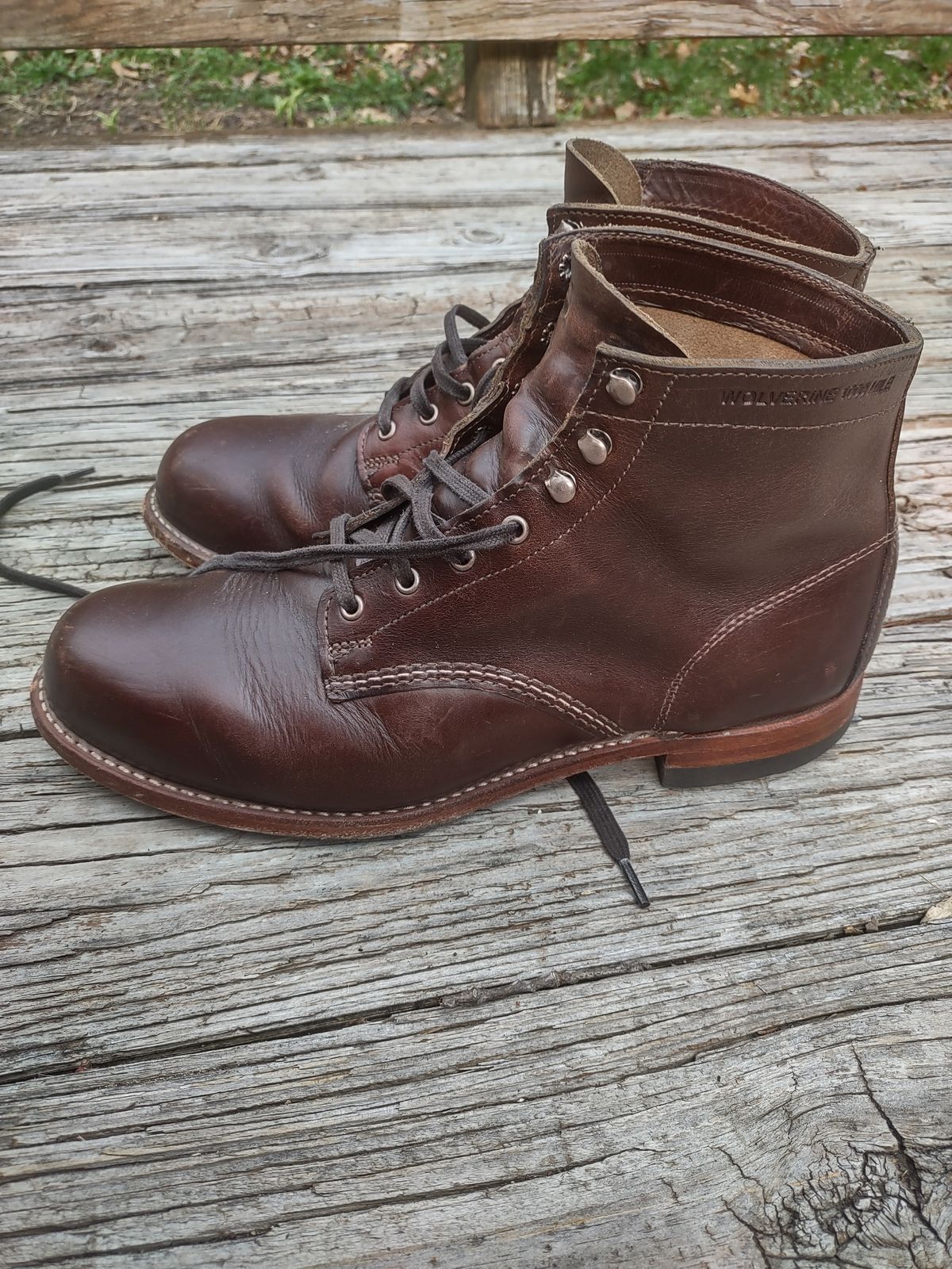 Photo by professorsartorial on April 2, 2024 of the Wolverine 1000 Mile Plain-Toe Boot in Horween Brown Chromexcel.
