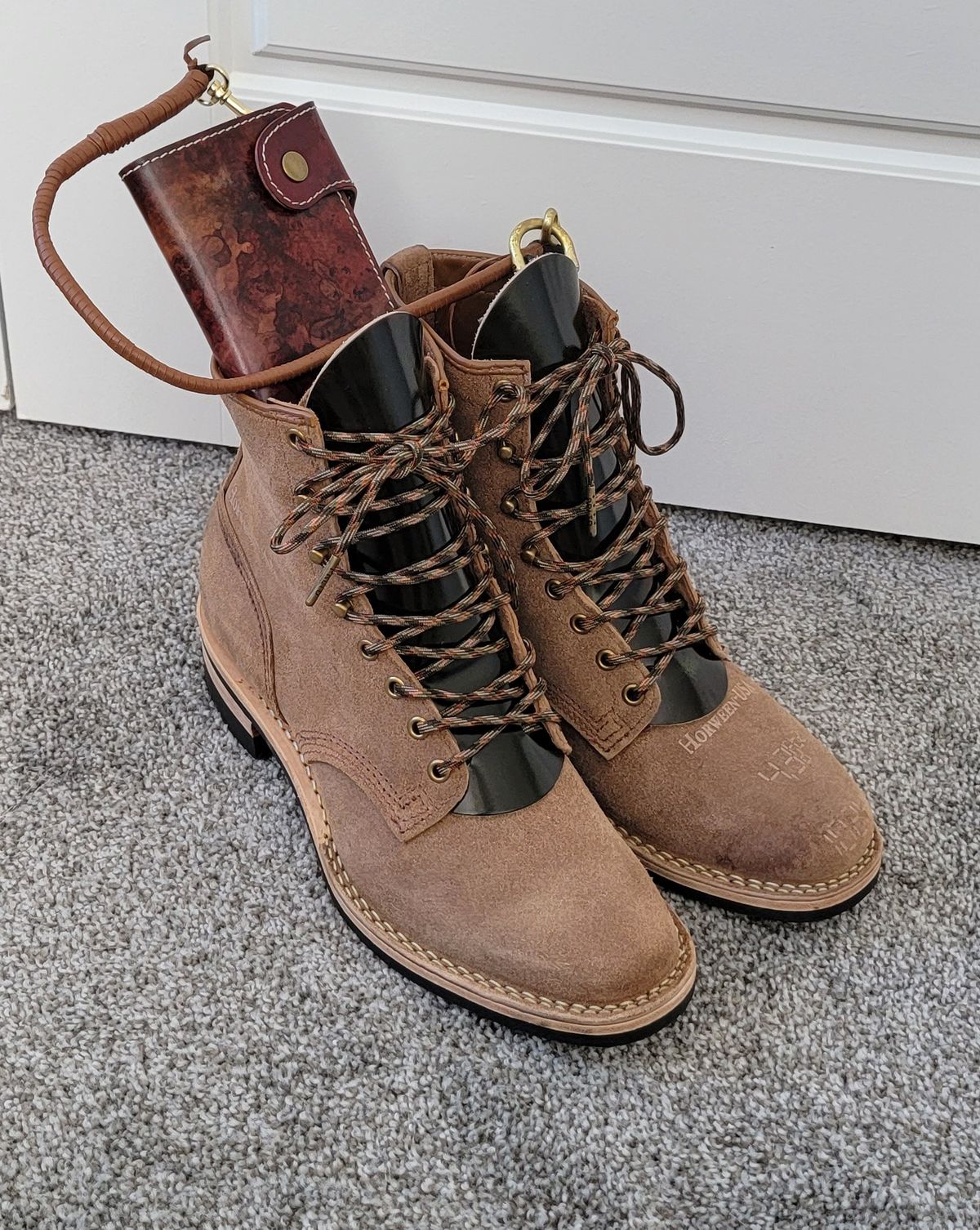 Photo by DexterityDev on October 4, 2022 of the Wesco Hendrik in Horween Natural Chromexcel Horsehide Roughout.