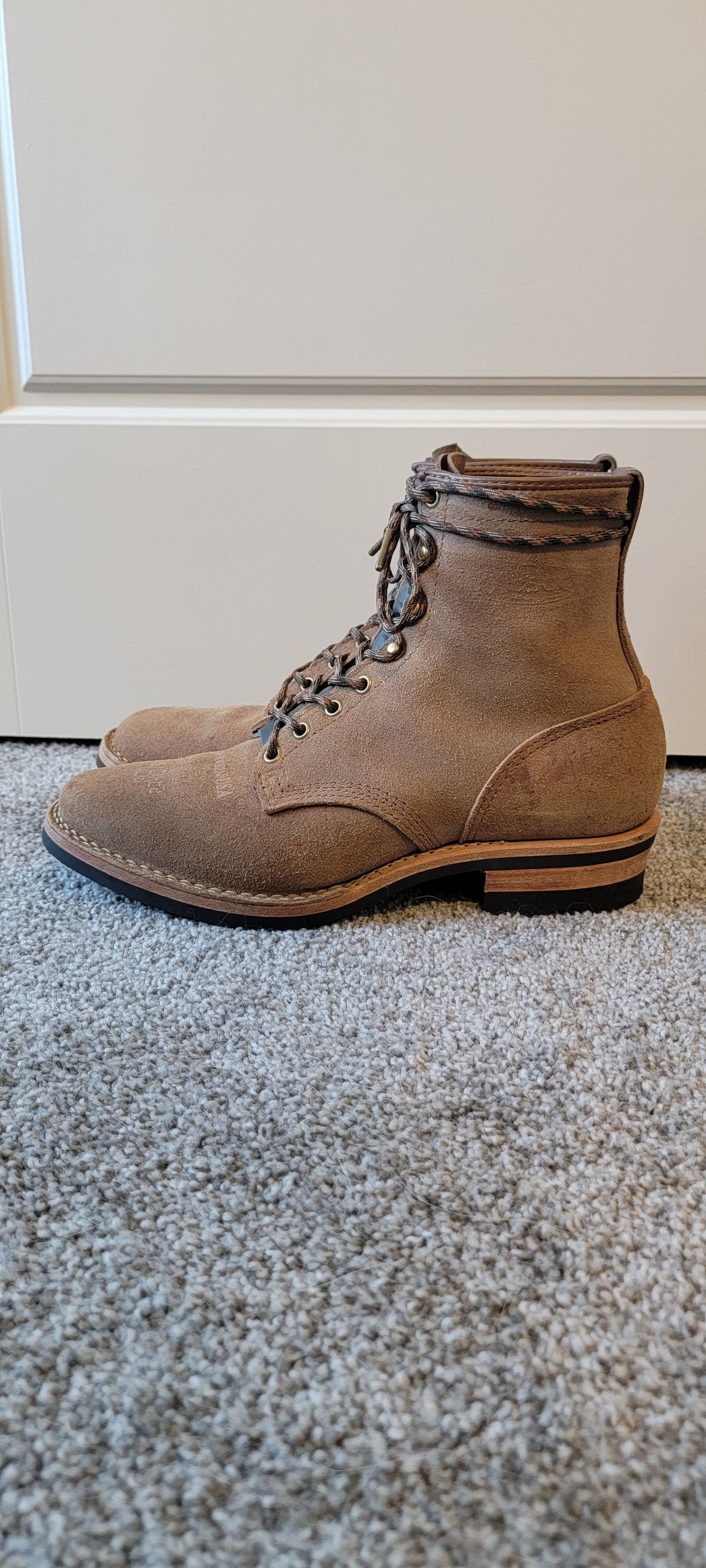 Photo by DexterityDev on November 1, 2022 of the Wesco Hendrik in Horween Natural Chromexcel Horsehide Roughout.