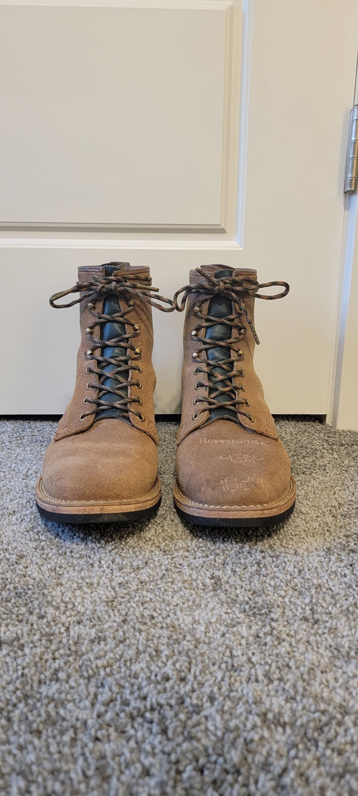 Photo by DexterityDev on January 4, 2023 of the Wesco Hendrik in Horween Natural Chromexcel Horsehide Roughout.
