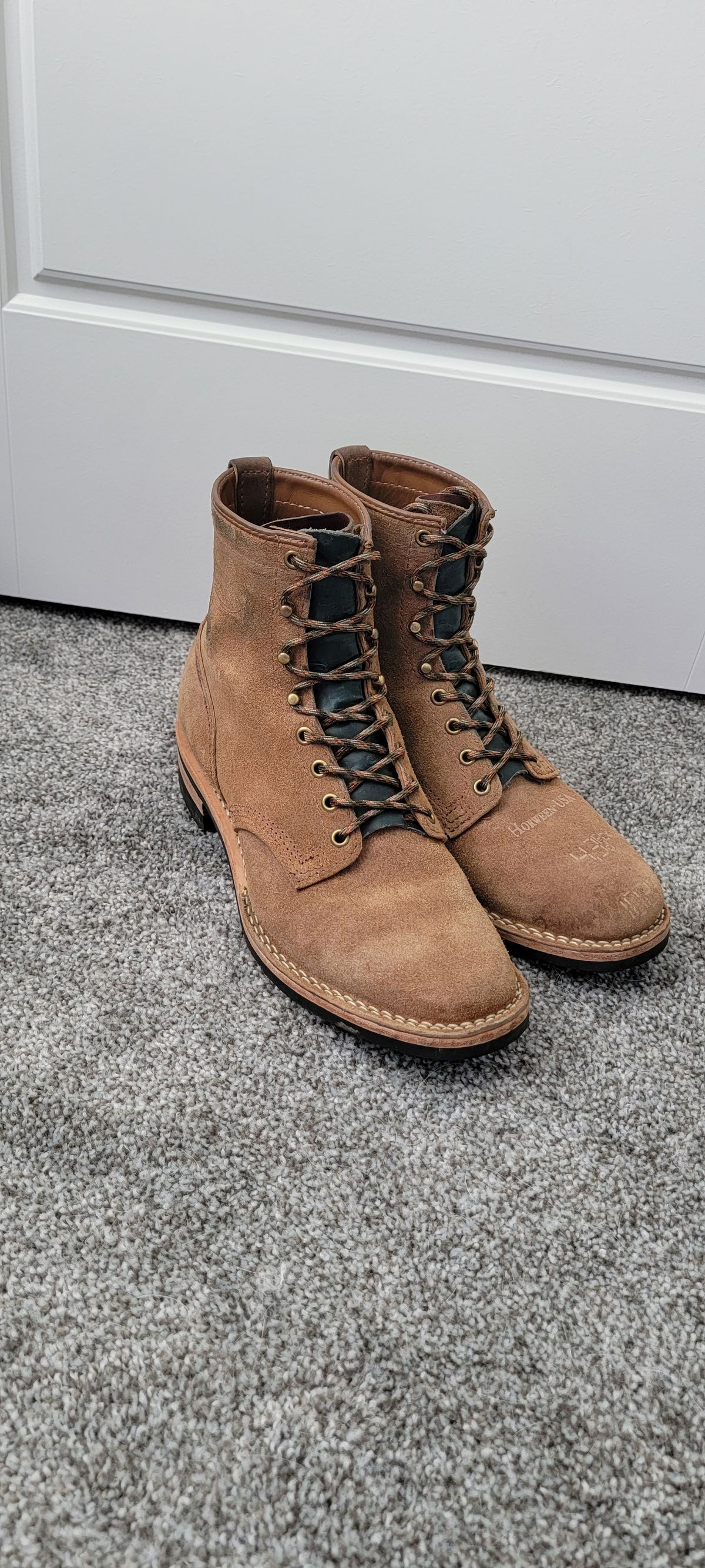 Photo by DexterityDev on February 2, 2023 of the Wesco Hendrik in Horween Natural Chromexcel Horsehide Roughout.