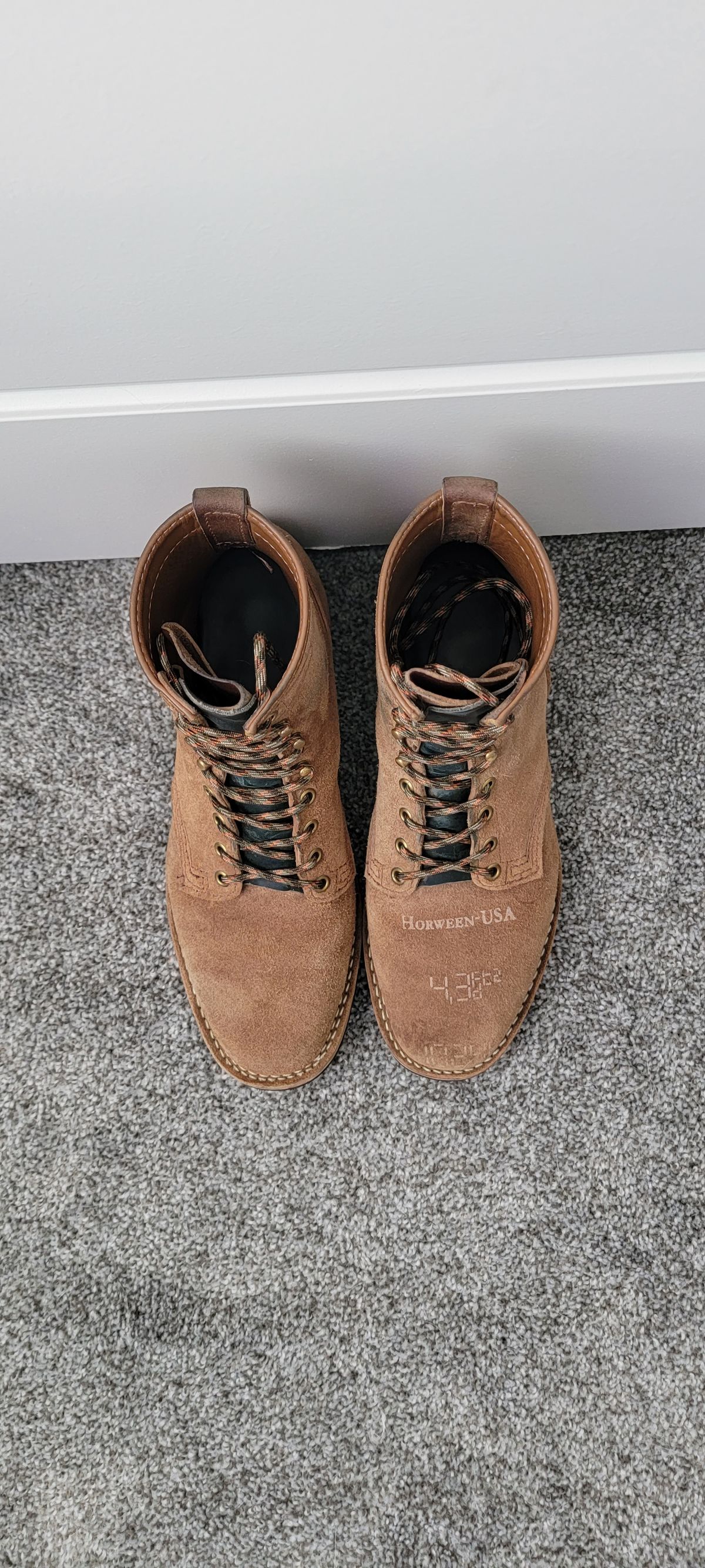 Photo by DexterityDev on February 2, 2023 of the Wesco Hendrik in Horween Natural Chromexcel Horsehide Roughout.