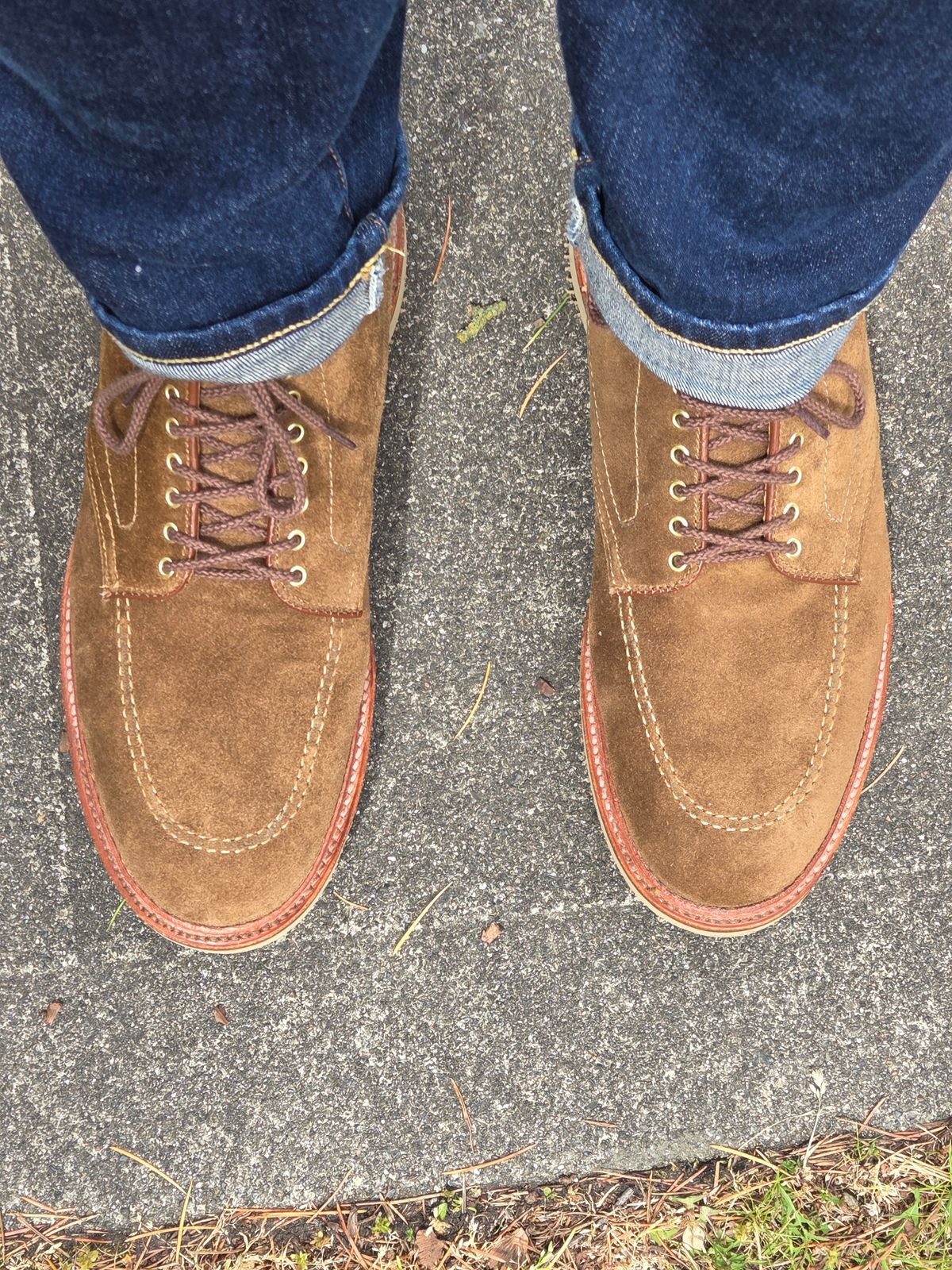 Photo by chorizohowitzer on May 20, 2025 of the Alden Indy Boot in Snuff Suede.