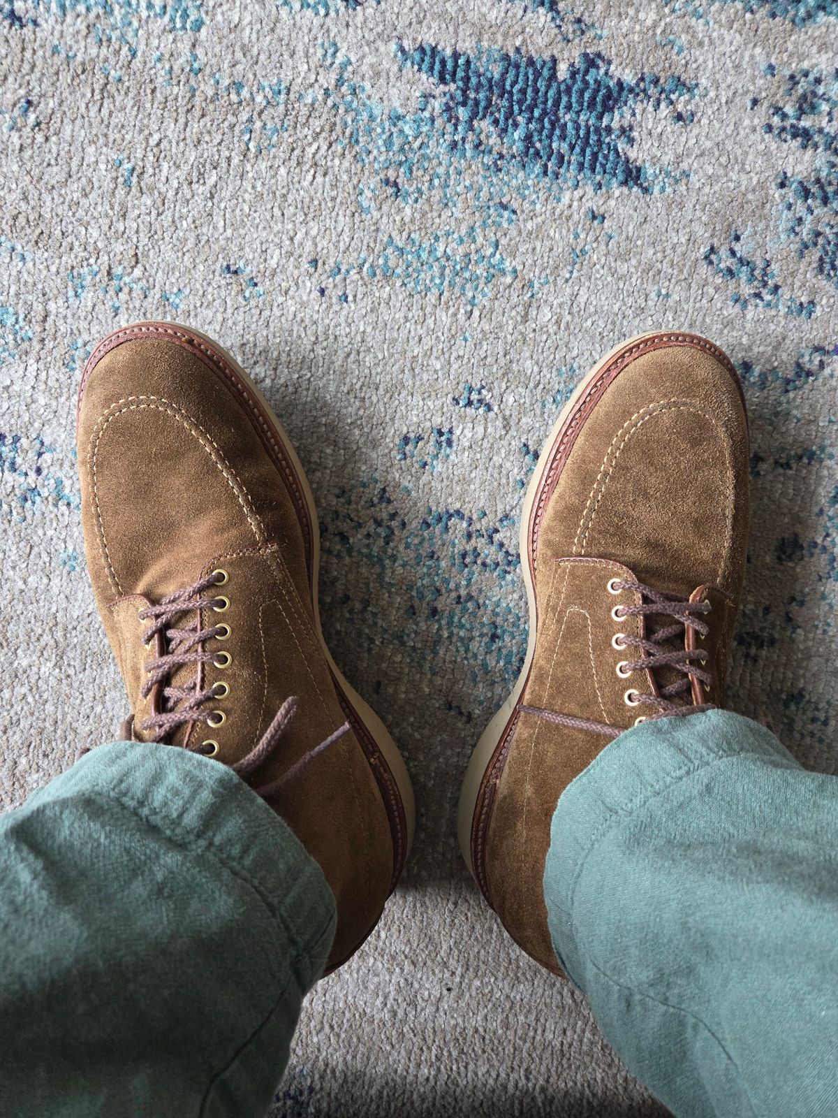 Photo by chorizohowitzer on July 2, 2025 of the Alden Indy Boot in Snuff Suede.