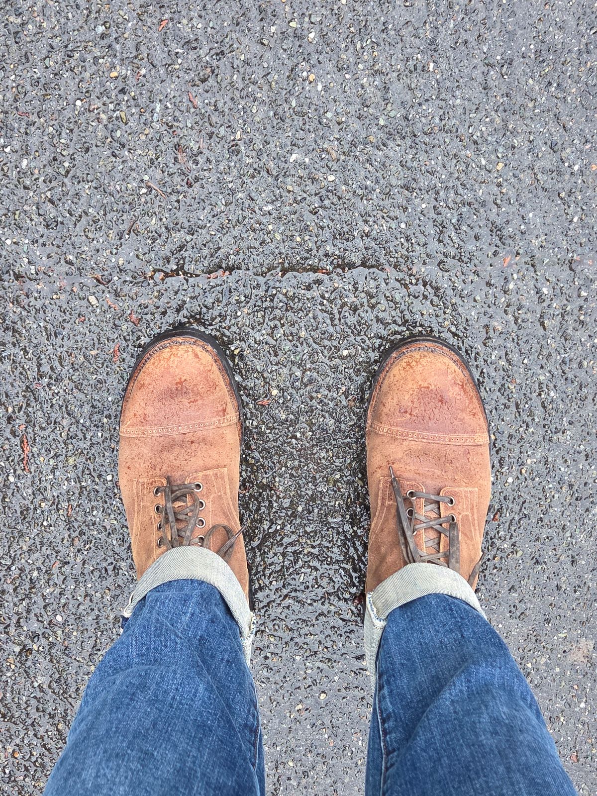 Photo by chorizohowitzer on December 4, 2025 of the Viberg Service Boot in C.F. Stead Toast Waxy Commander.