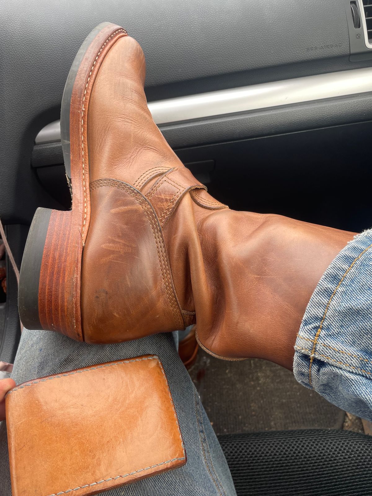 Photo by 9268Klondike on September 24, 2023 of the John Lofgren Wabash Engineer Boots in Horween Natural Chromexcel.