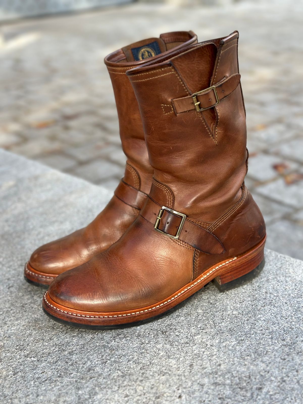 Photo by 9268Klondike on October 8, 2023 of the John Lofgren Wabash Engineer Boots in Horween Natural Chromexcel.