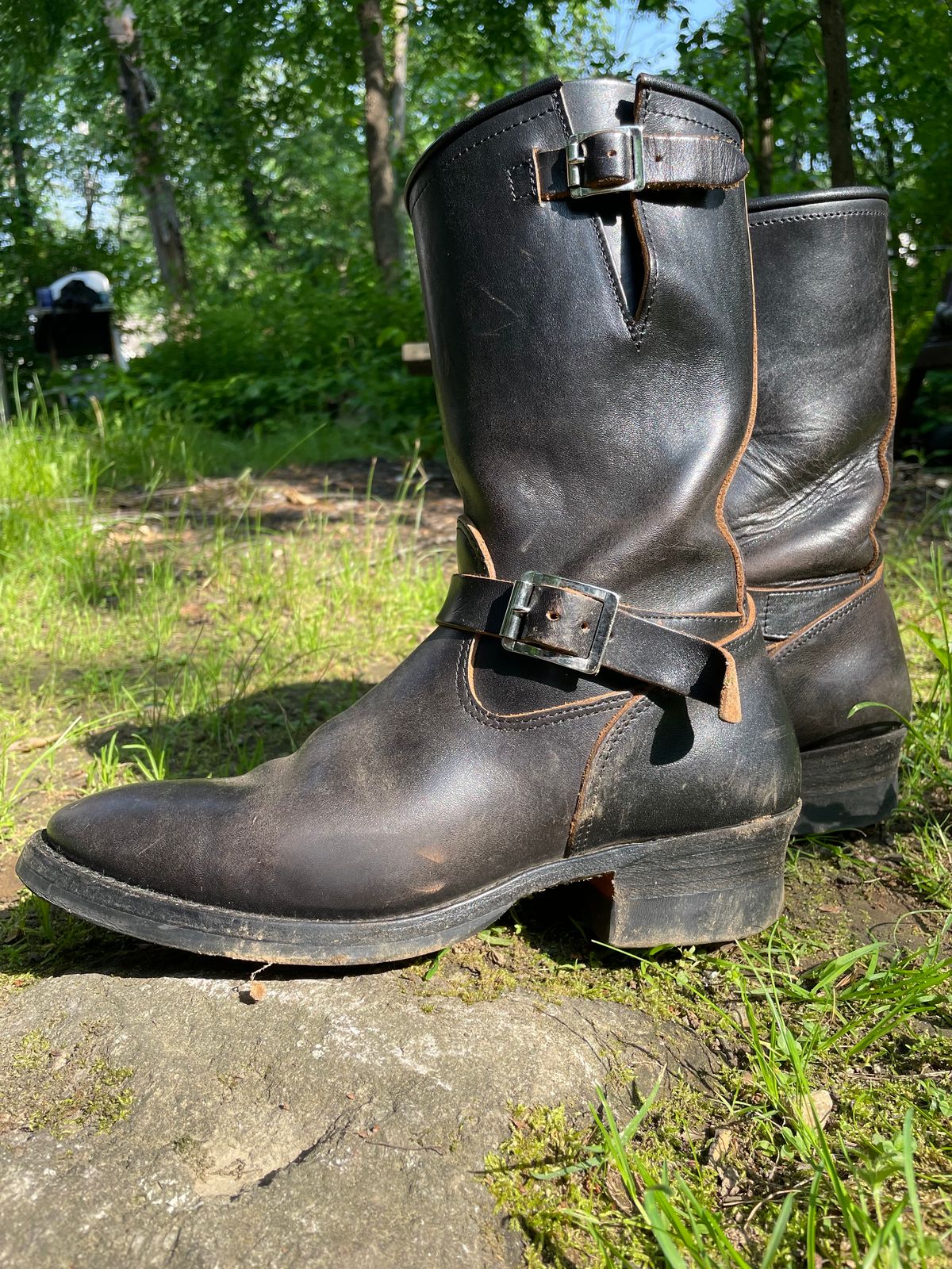 Photo by 9268Klondike on June 11, 2023 of the Attractions BILTBUCK Engineer Boots in Black Italian Horsebutt.