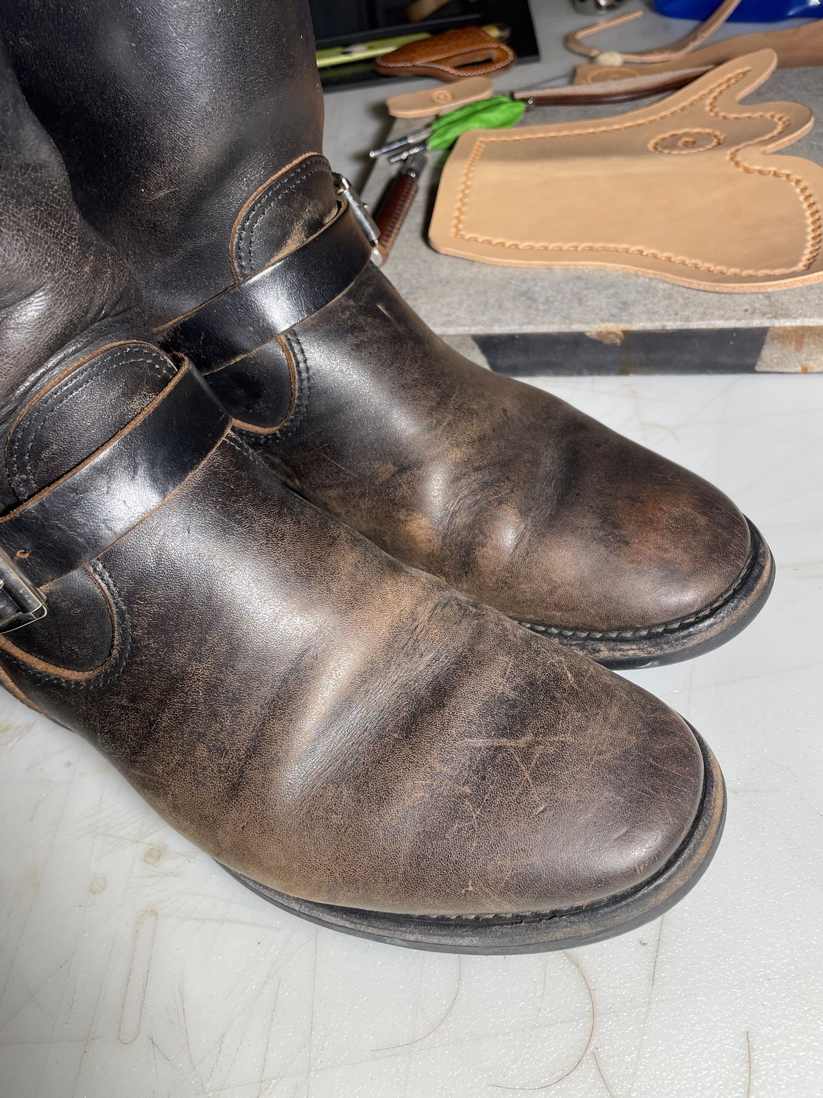 Photo by 9268Klondike on February 18, 2026 of the Attractions BILTBUCK Engineer Boots in Black Italian Horsebutt.