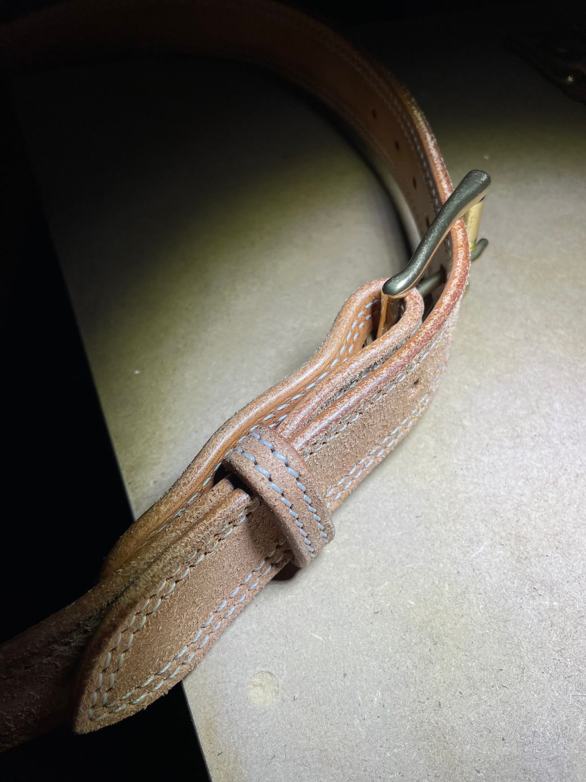 Photo by 9268Klondike on May 17, 2026 of the LMullins Leather Natural Roughout Belt in Hermann Oak.