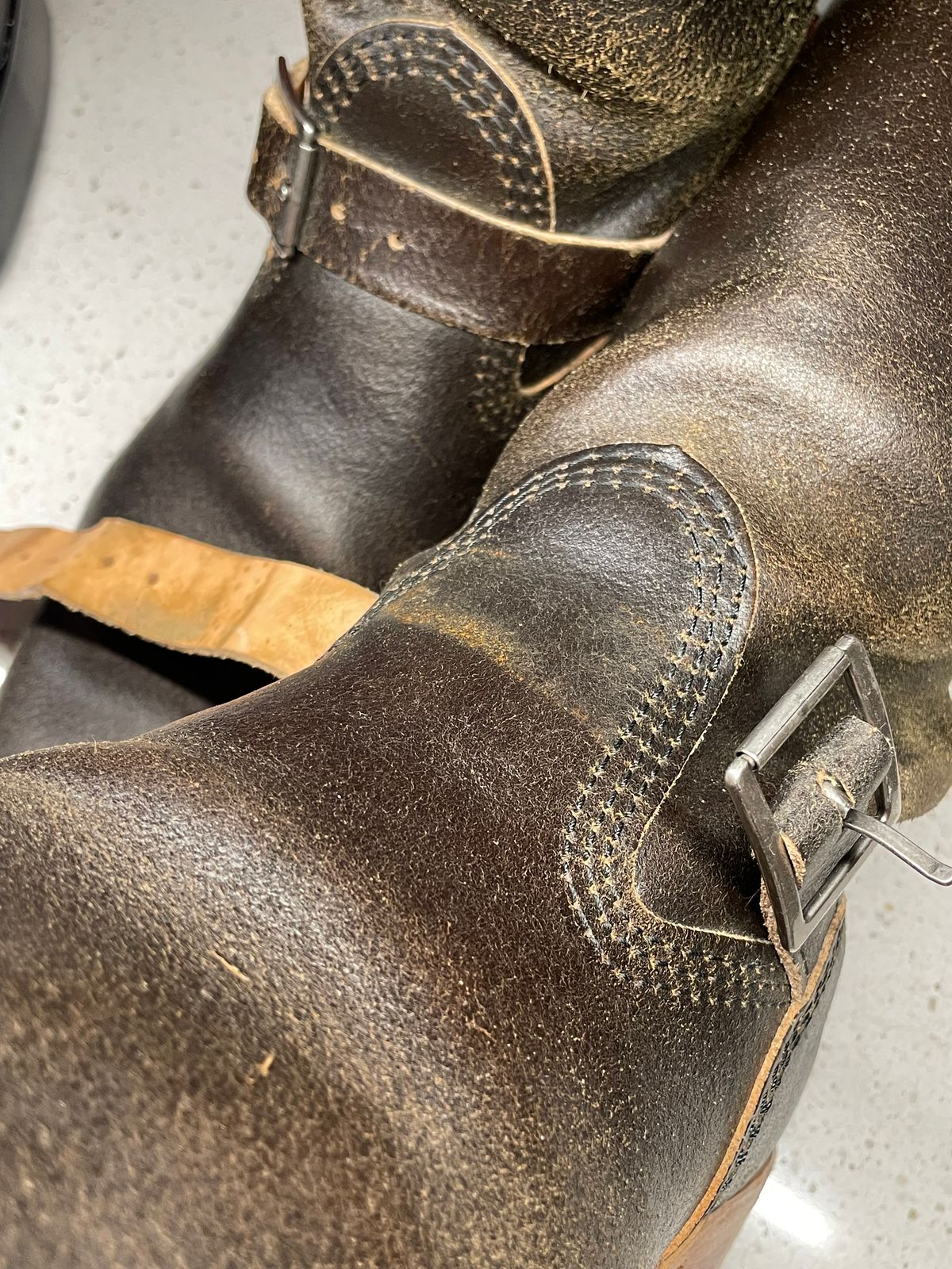 Photo by 9268Klondike on May 21, 2026 of the Wesco Quick Strikers in Horween Olive Waxed Flesh.