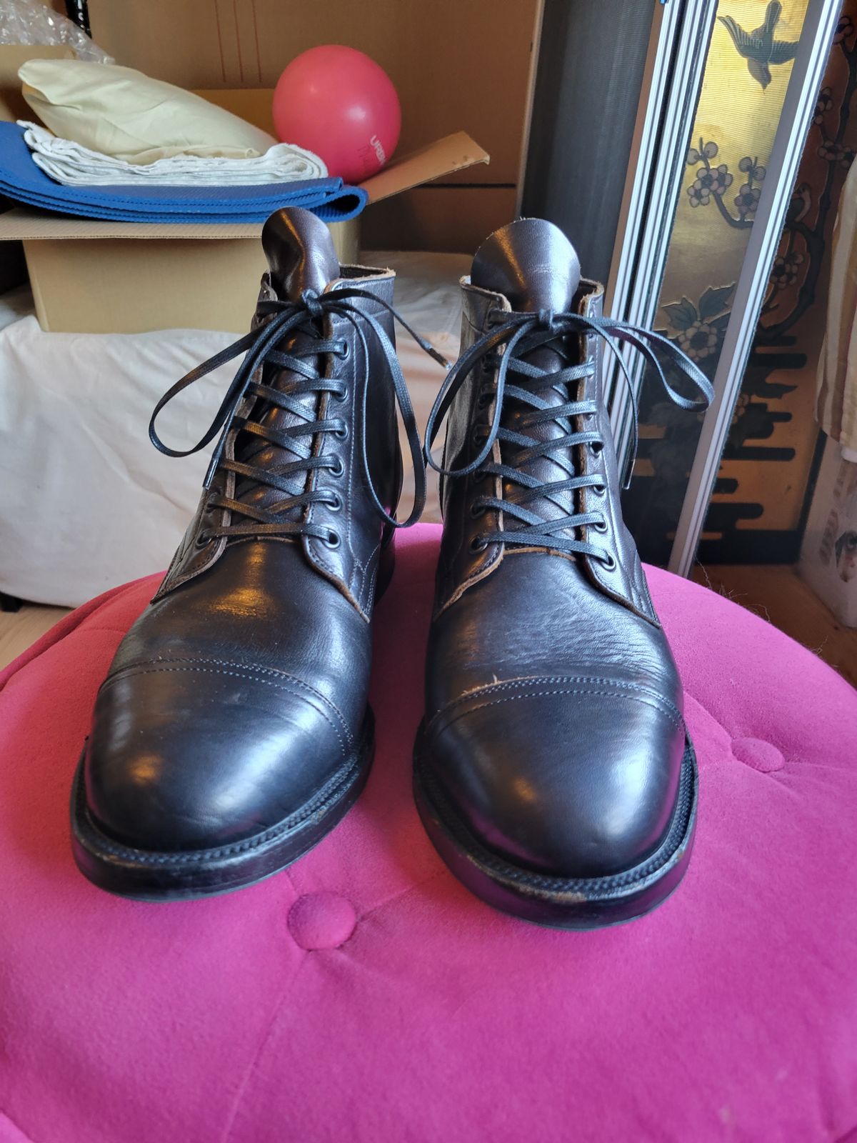 Photo by CrizzleLovesNaps on November 1, 2022 of the Viberg Service Boot in Shinki Black Latigo Teacore Horsehide.