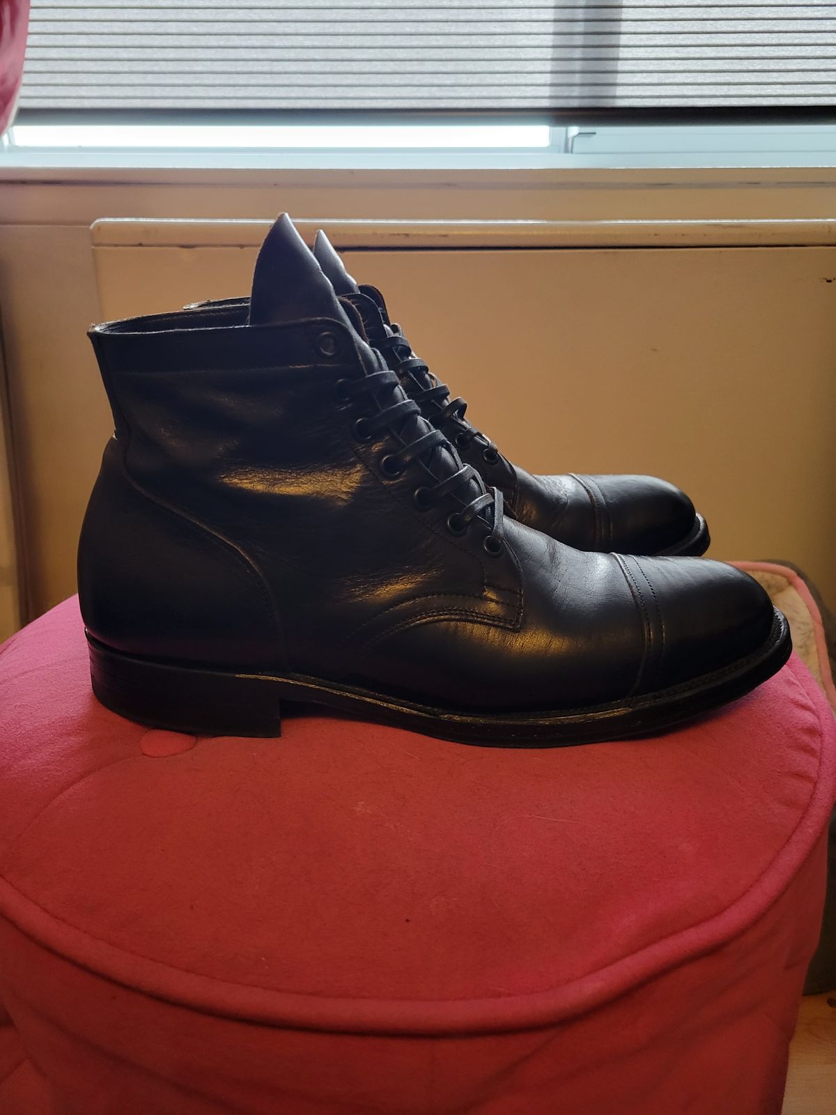 Photo by CrizzleLovesNaps on January 2, 2023 of the Viberg Service Boot in Shinki Black Latigo Teacore Horsehide.