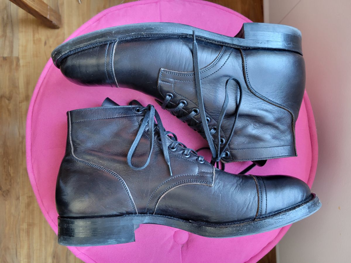 Photo by CrizzleLovesNaps on February 1, 2023 of the Viberg Service Boot in Shinki Black Latigo Teacore Horsehide.