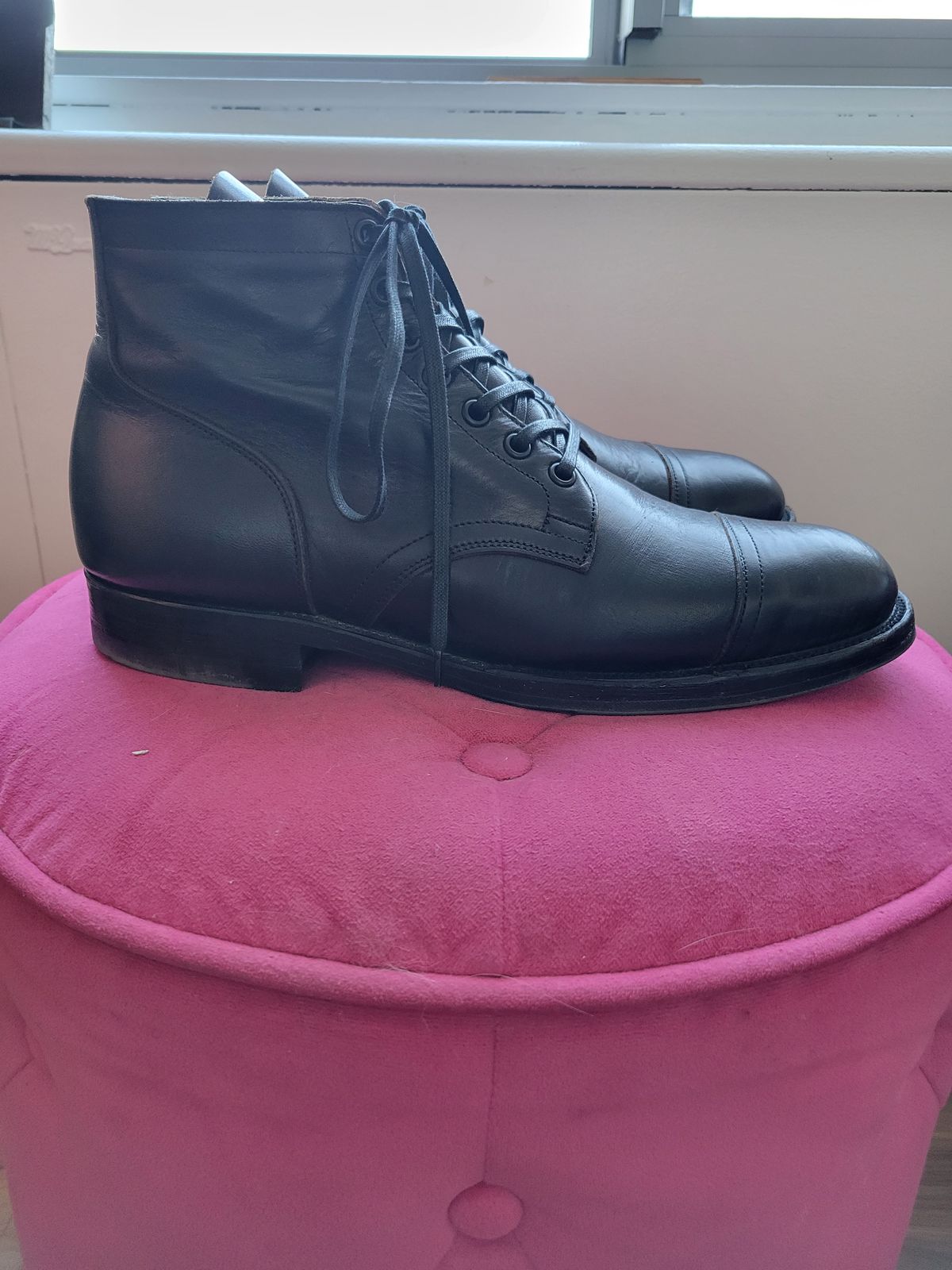 Photo by CrizzleLovesNaps on February 1, 2023 of the Viberg Service Boot in Shinki Black Latigo Teacore Horsehide.