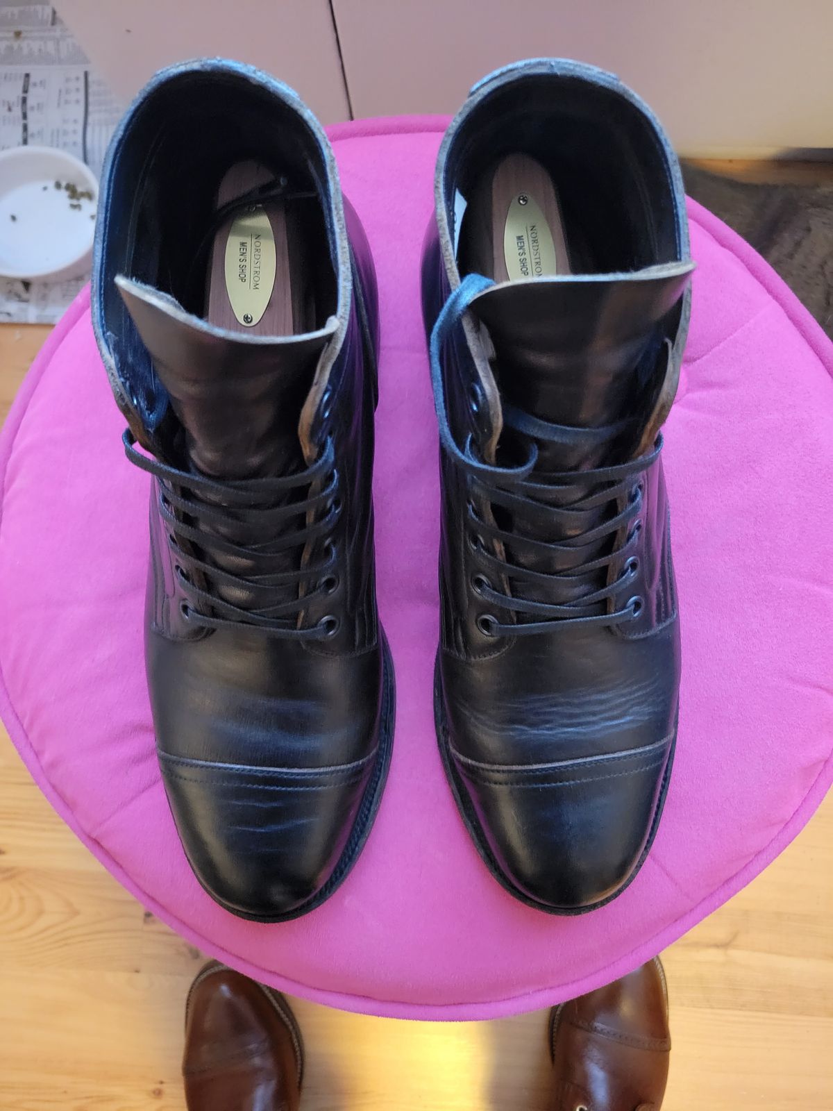 Photo by CrizzleLovesNaps on March 1, 2023 of the Viberg Service Boot in Shinki Black Latigo Teacore Horsehide.