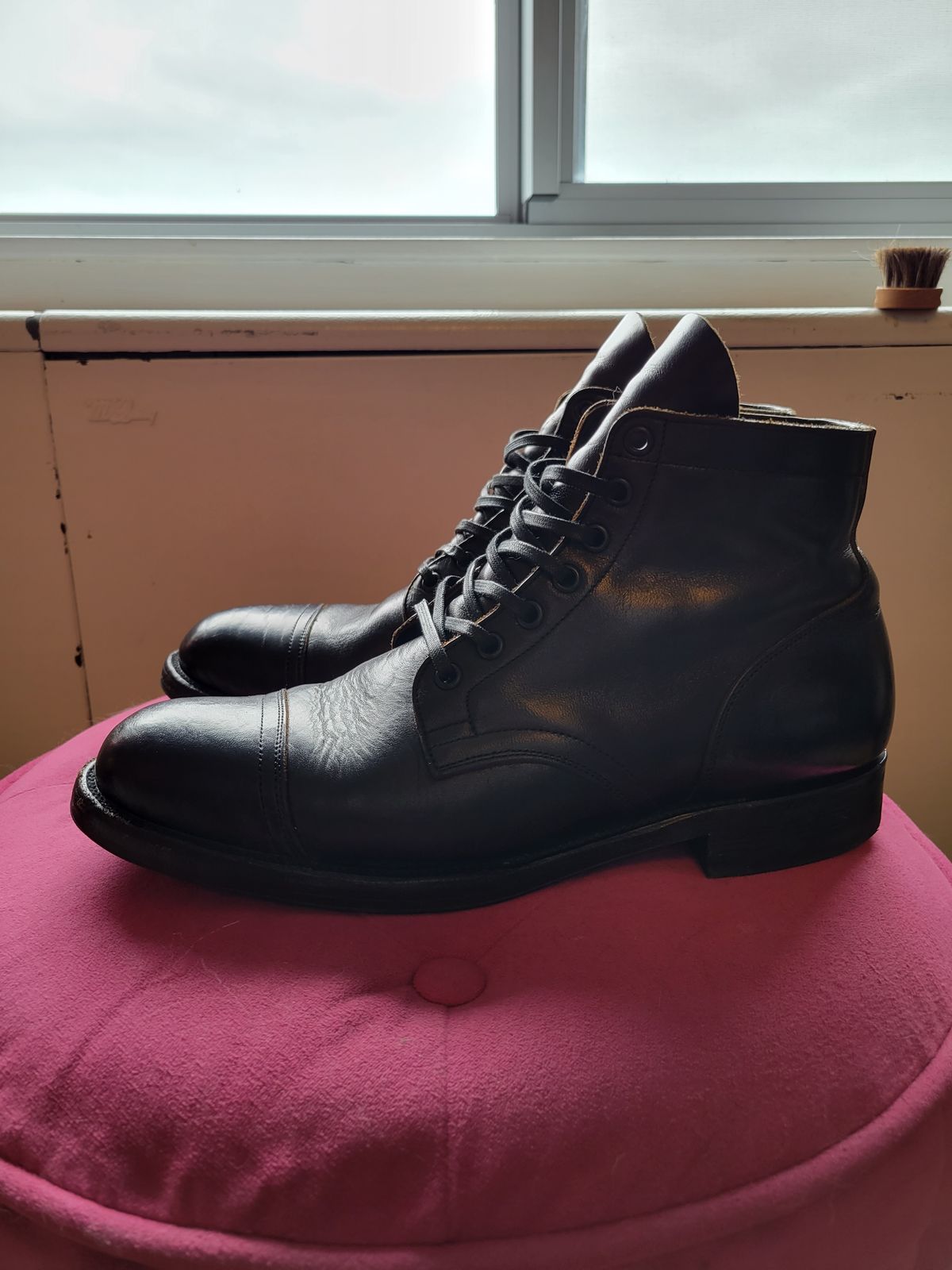 Photo by CrizzleLovesNaps on April 1, 2023 of the Viberg Service Boot in Shinki Black Latigo Teacore Horsehide.