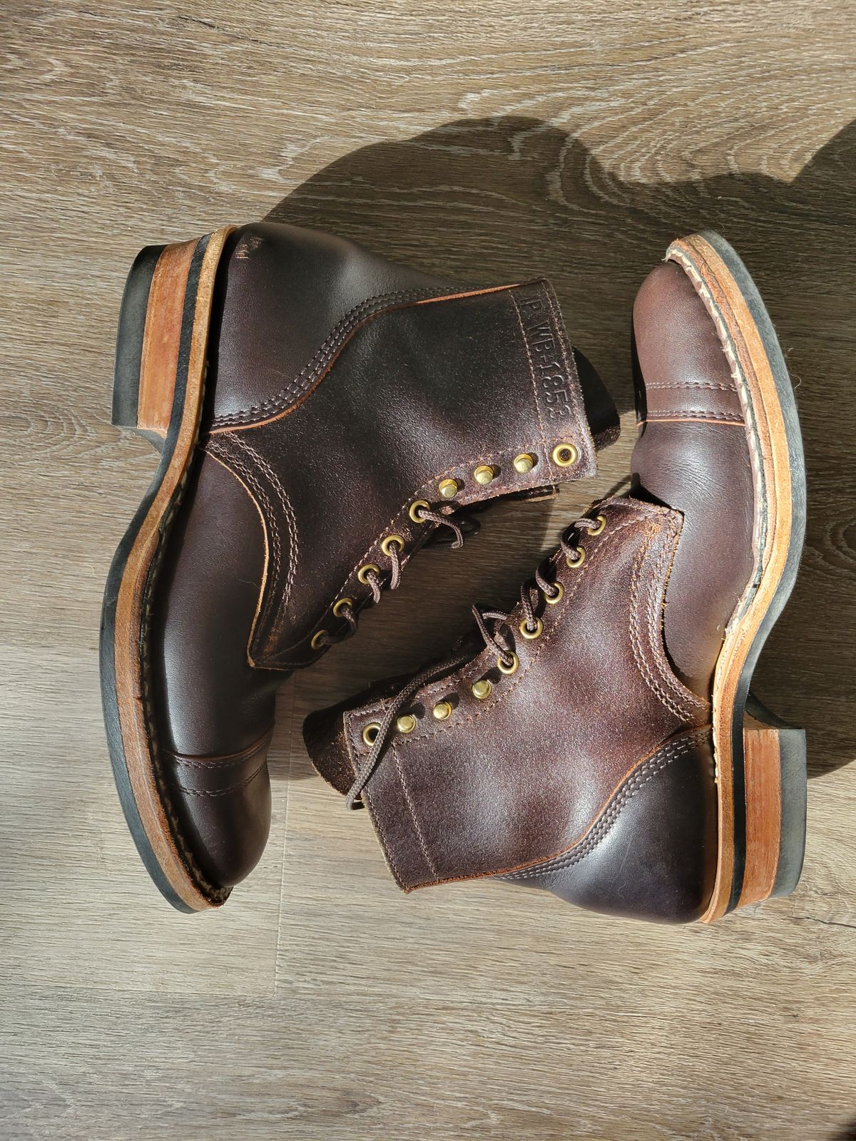 Photo by CrizzleLovesNaps on November 1, 2023 of the White's MP-M1TC in Seidel Brown Dress & Horween Dark Brown Waxed Flesh.