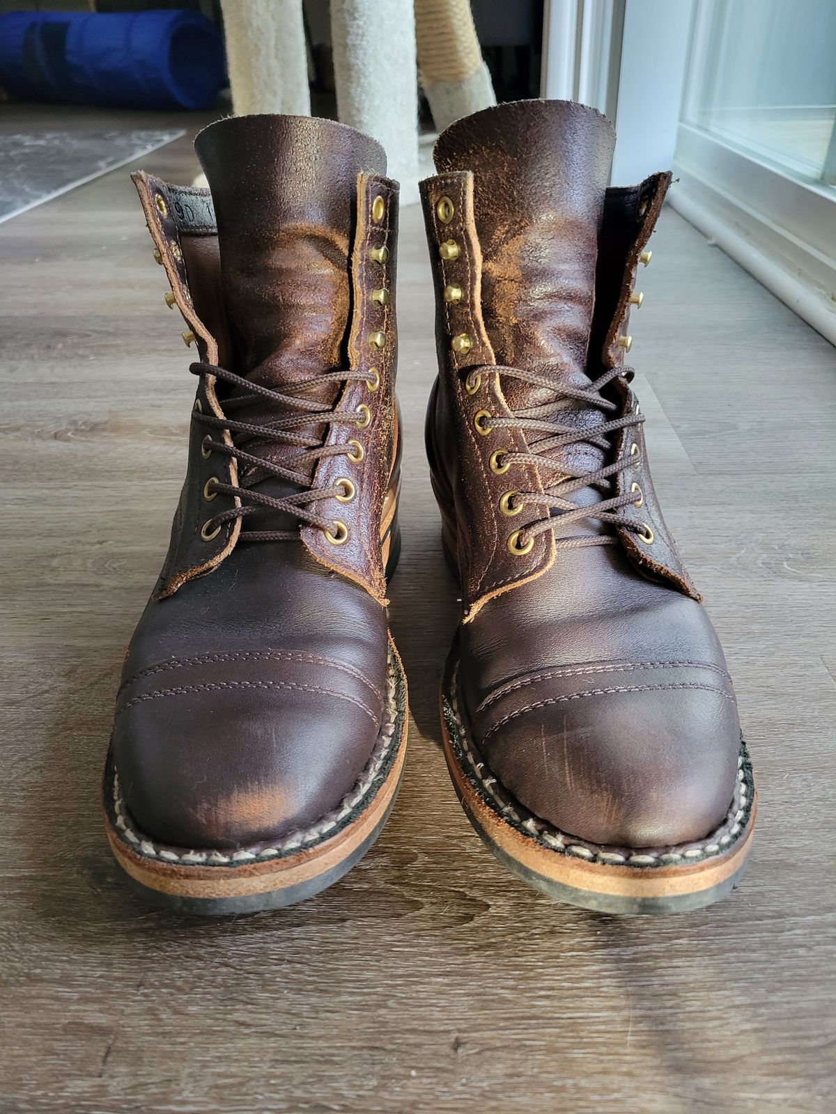 Photo by CrizzleLovesNaps on March 3, 2024 of the White's MP-M1TC in Seidel Brown Dress & Horween Dark Brown Waxed Flesh.