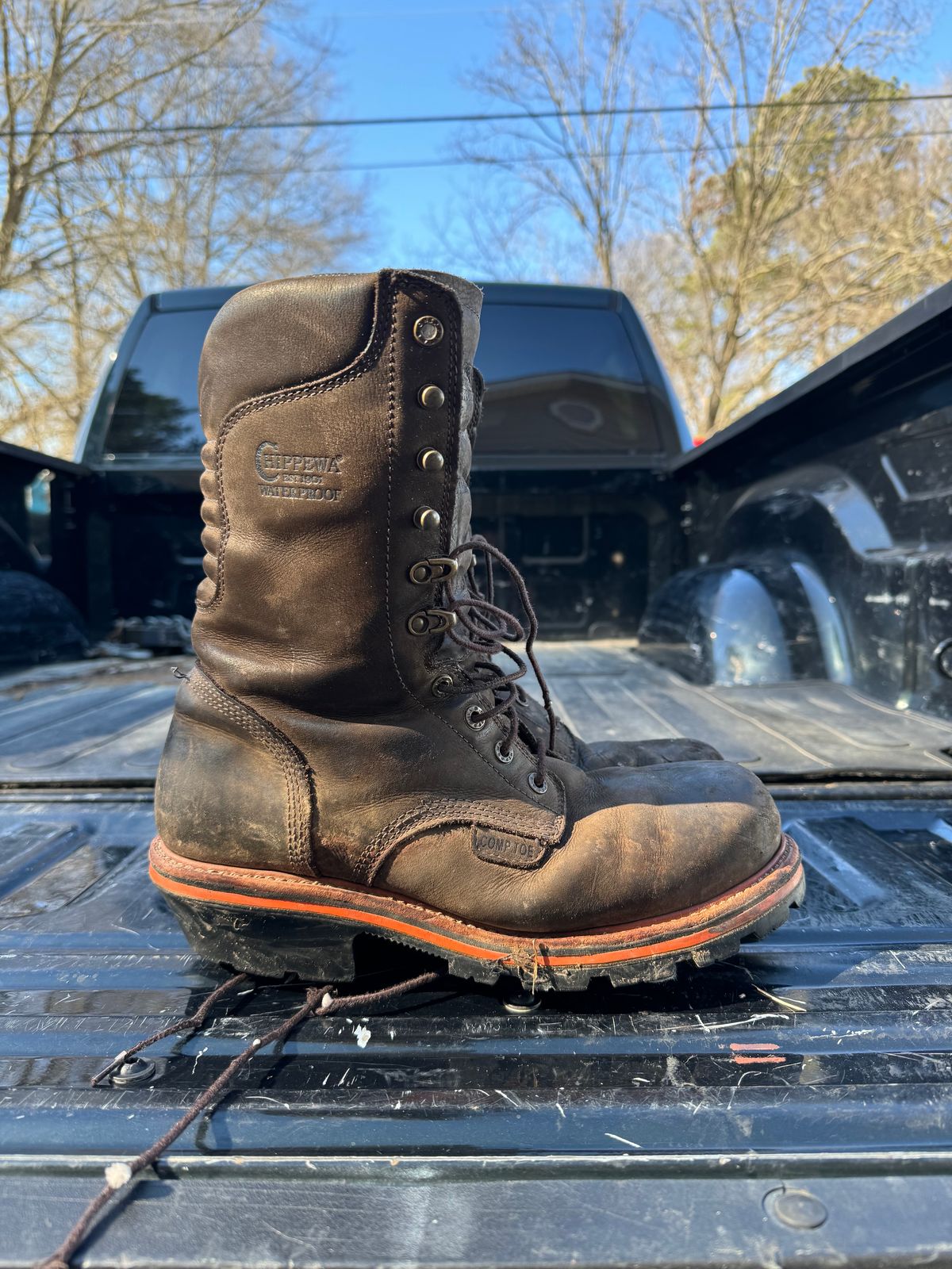 Photo by HensleyBrandon on February 5, 2024 of the Chippewa Thunderstruck 10" Logger in Brunette Waterproof Full Grain.