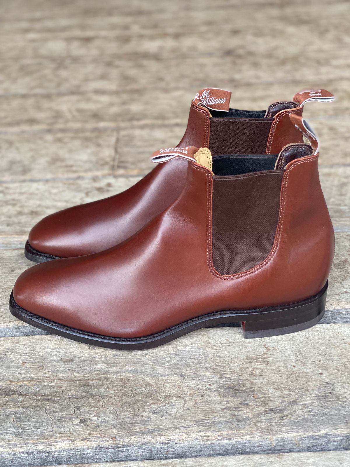 Photo by downunderthunder on October 1, 2022 of the R.M. Williams Signature Craftsman Boot in Dark Tan Veal Calf.