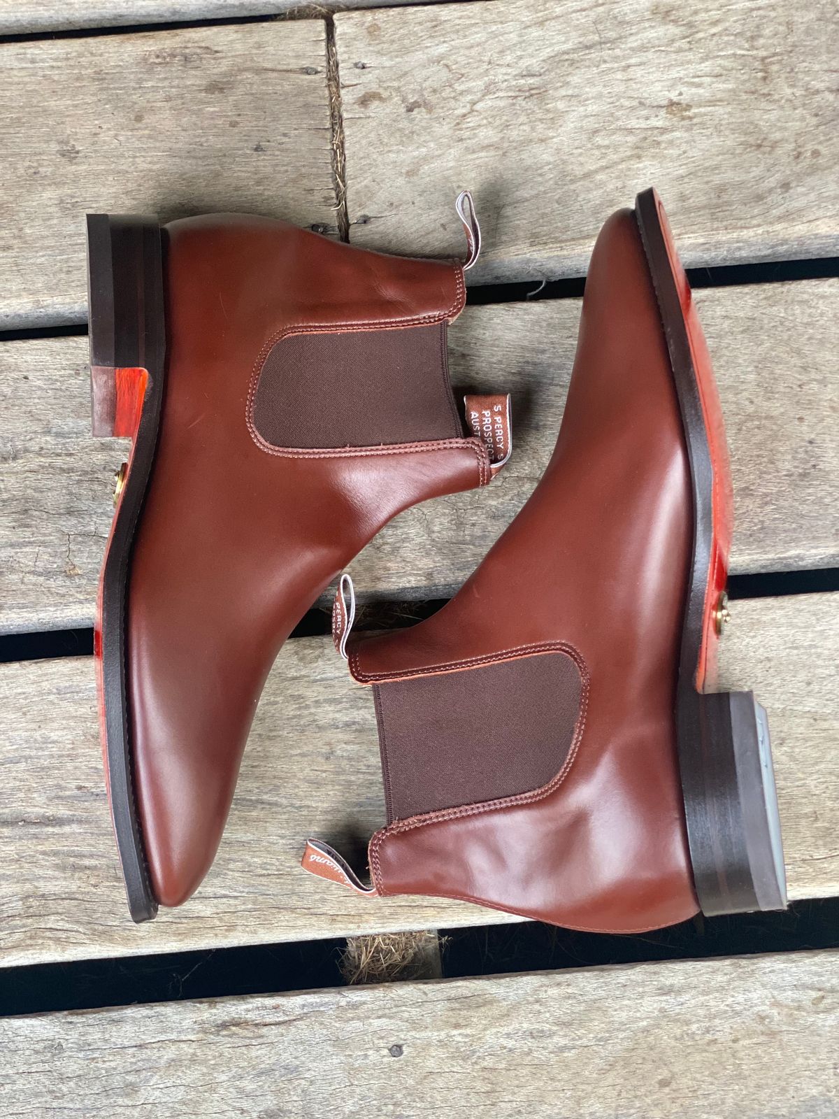 Photo by downunderthunder on October 1, 2022 of the R.M. Williams Signature Craftsman Boot in Dark Tan Veal Calf.