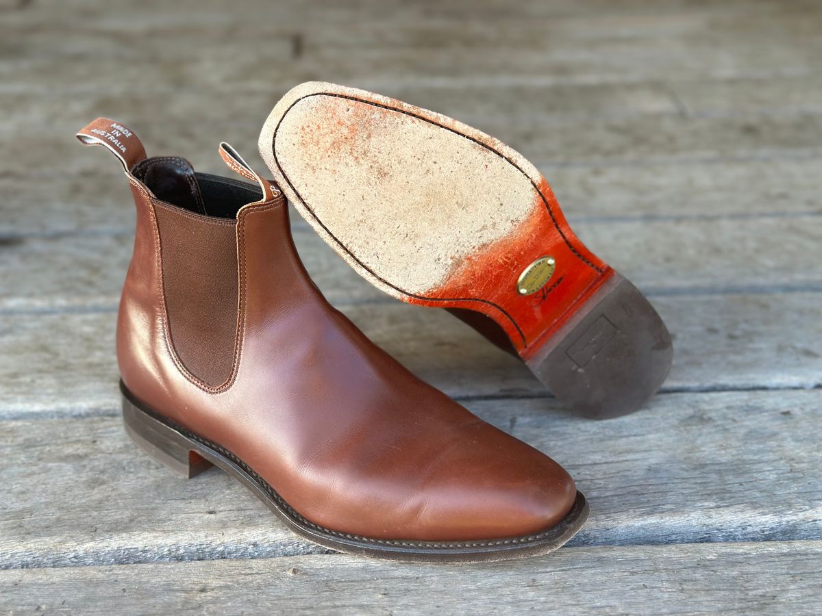 Photo by downunderthunder on November 5, 2022 of the R.M. Williams Signature Craftsman Boot in Dark Tan Veal Calf.