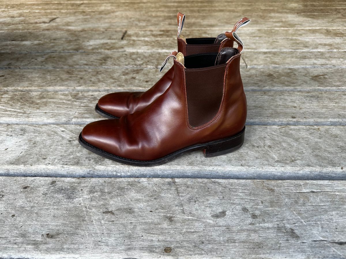 Photo by downunderthunder on December 5, 2022 of the R.M. Williams Signature Craftsman Boot in Dark Tan Veal Calf.