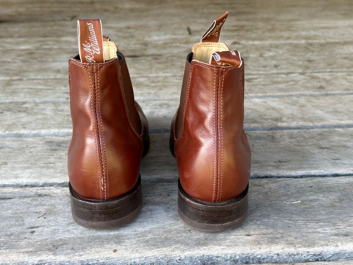 Photo by downunderthunder on January 1, 2023 of the R.M. Williams Signature Craftsman Boot in Dark Tan Veal Calf.