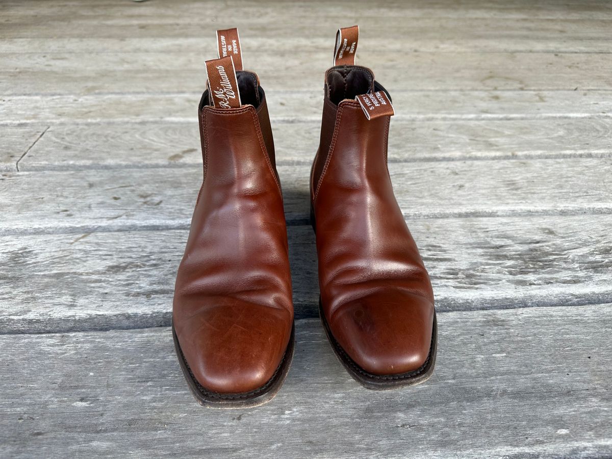 Photo by downunderthunder on February 5, 2023 of the R.M. Williams Signature Craftsman Boot in Dark Tan Veal Calf.