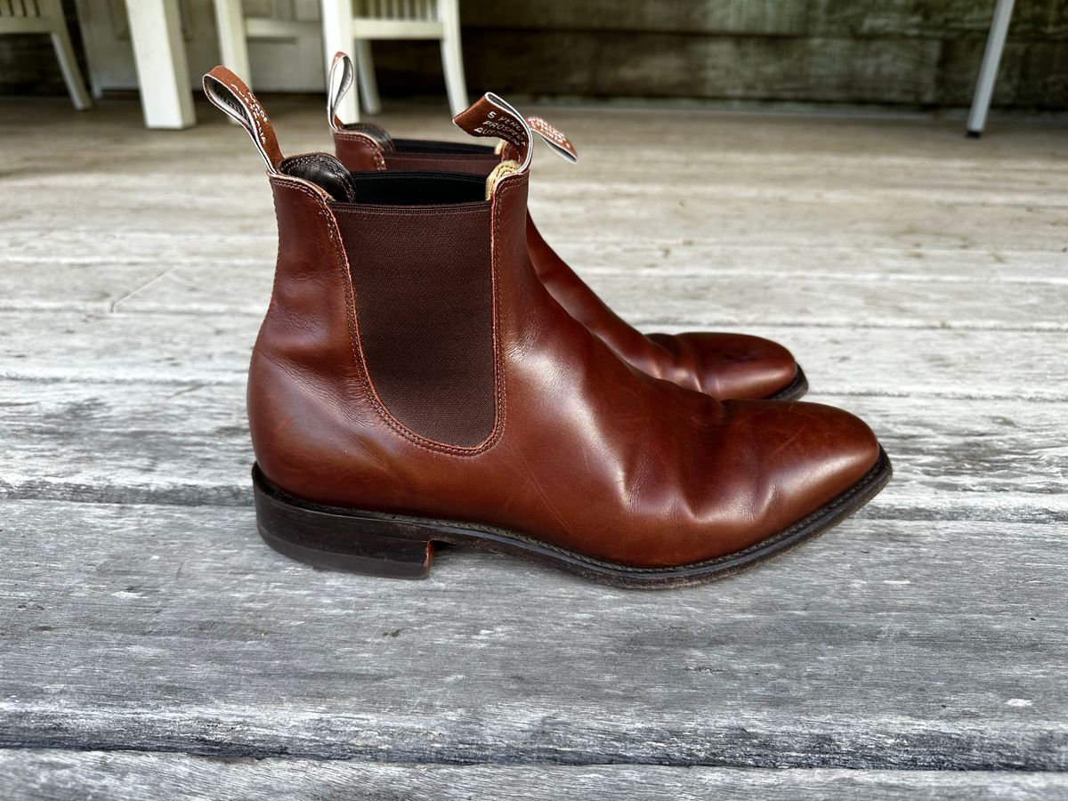 Photo by downunderthunder on February 5, 2023 of the R.M. Williams Signature Craftsman Boot in Dark Tan Veal Calf.