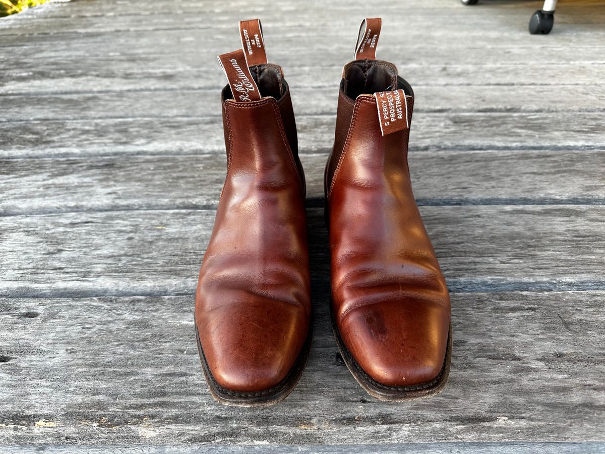 Photo by downunderthunder on April 5, 2023 of the R.M. Williams Signature Craftsman Boot in Dark Tan Veal Calf.