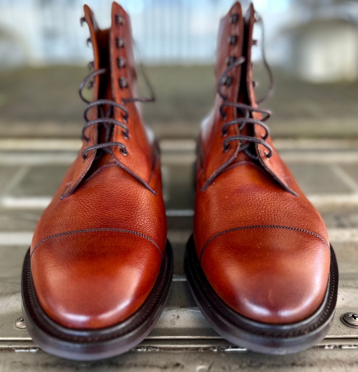 Photo by downunderthunder on October 1, 2023 of the Edward Green Galway in Rosewood Country Calf.
