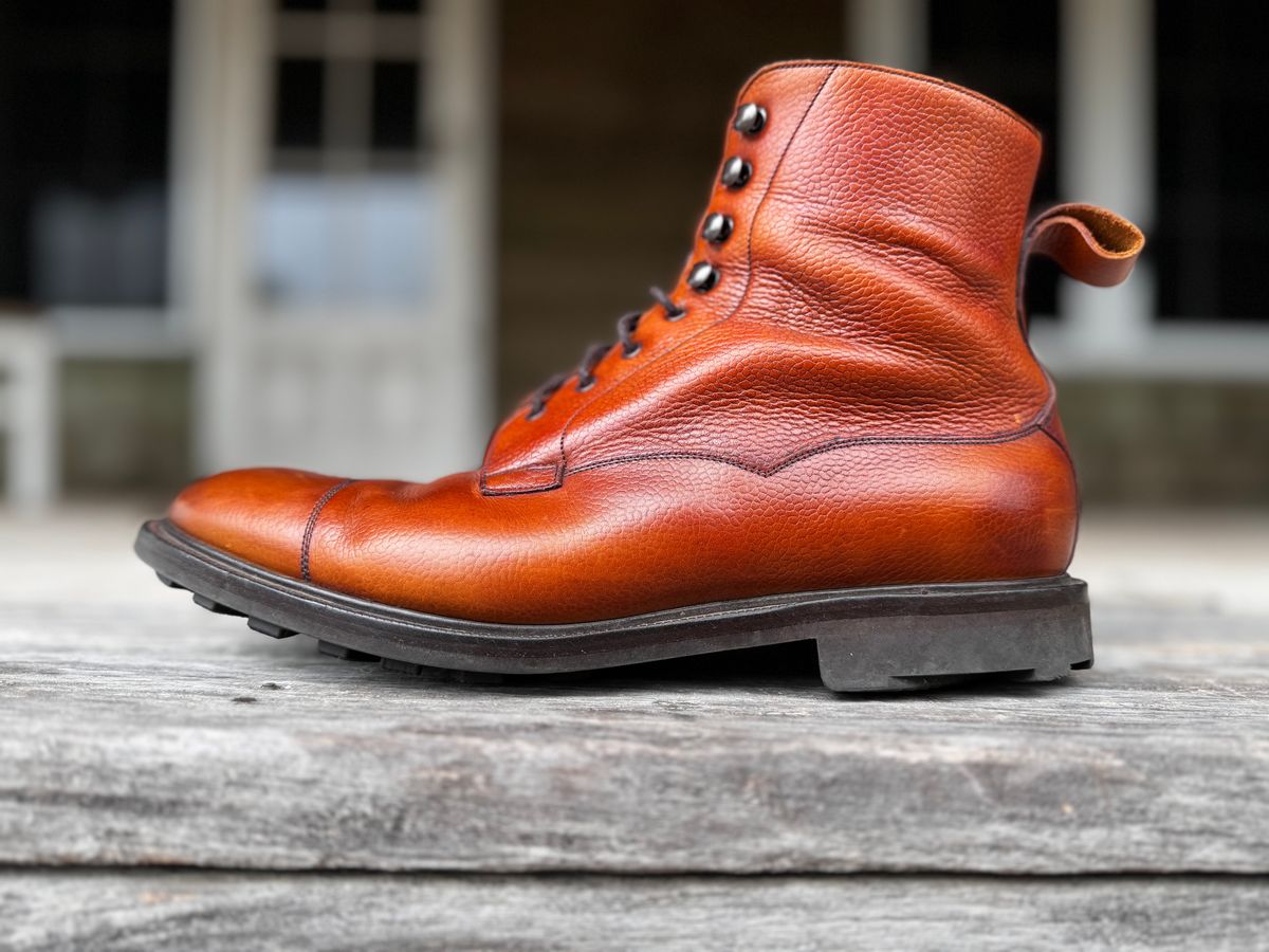 Photo by downunderthunder on November 5, 2023 of the Edward Green Galway in Rosewood Country Calf.