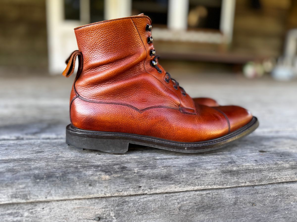 Photo by downunderthunder on December 5, 2023 of the Edward Green Galway in Rosewood Country Calf.