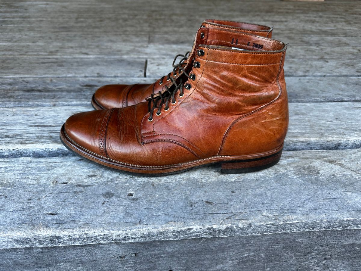 Photo by downunderthunder on March 5, 2023 of the Viberg Service Boot in Horween Natural Dublin.