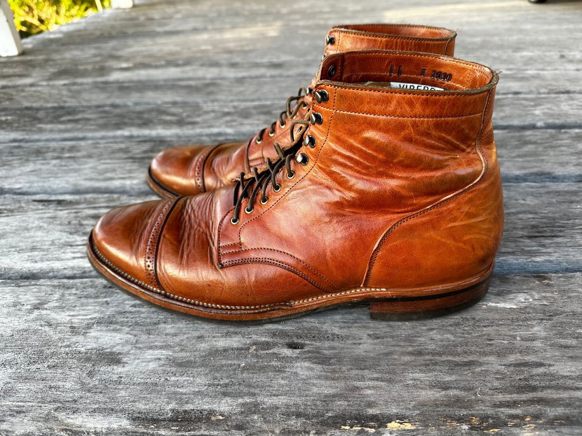 Photo by downunderthunder on April 5, 2023 of the Viberg Service Boot in Horween Natural Dublin.