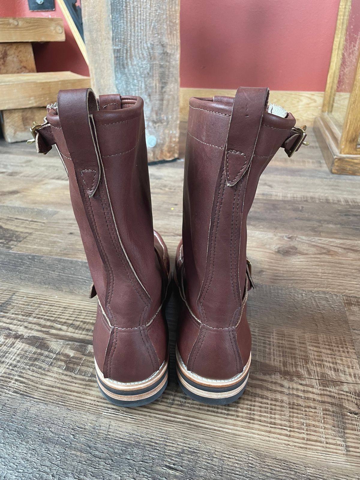 Photo by Lukeofboots on October 1, 2023 of the Russell Moccasin Co. Nochaway Cavalier in Red Maple Oil Tan.