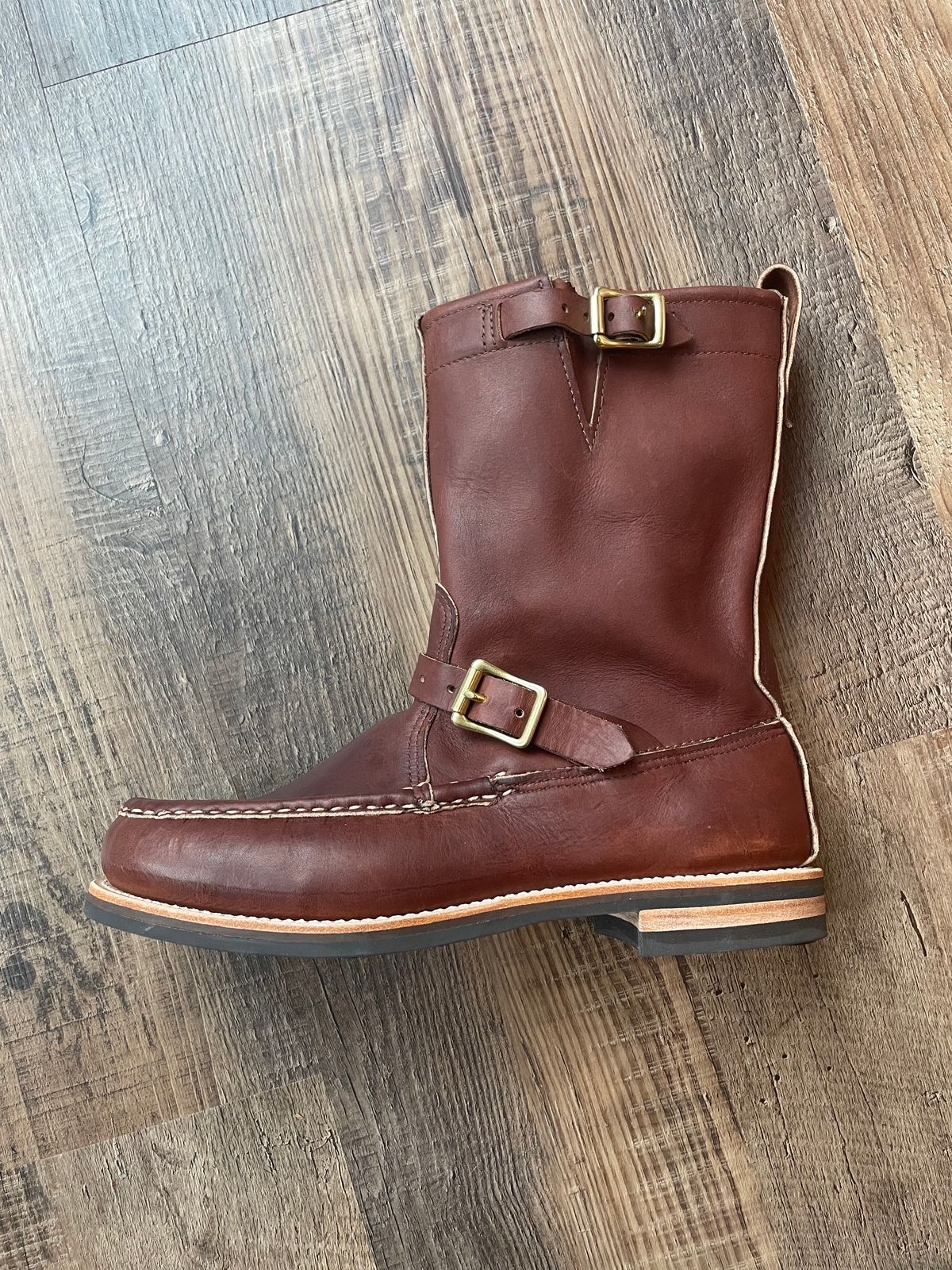 Photo by Lukeofboots on October 1, 2023 of the Russell Moccasin Co. Nochaway Cavalier in Red Maple Oil Tan.