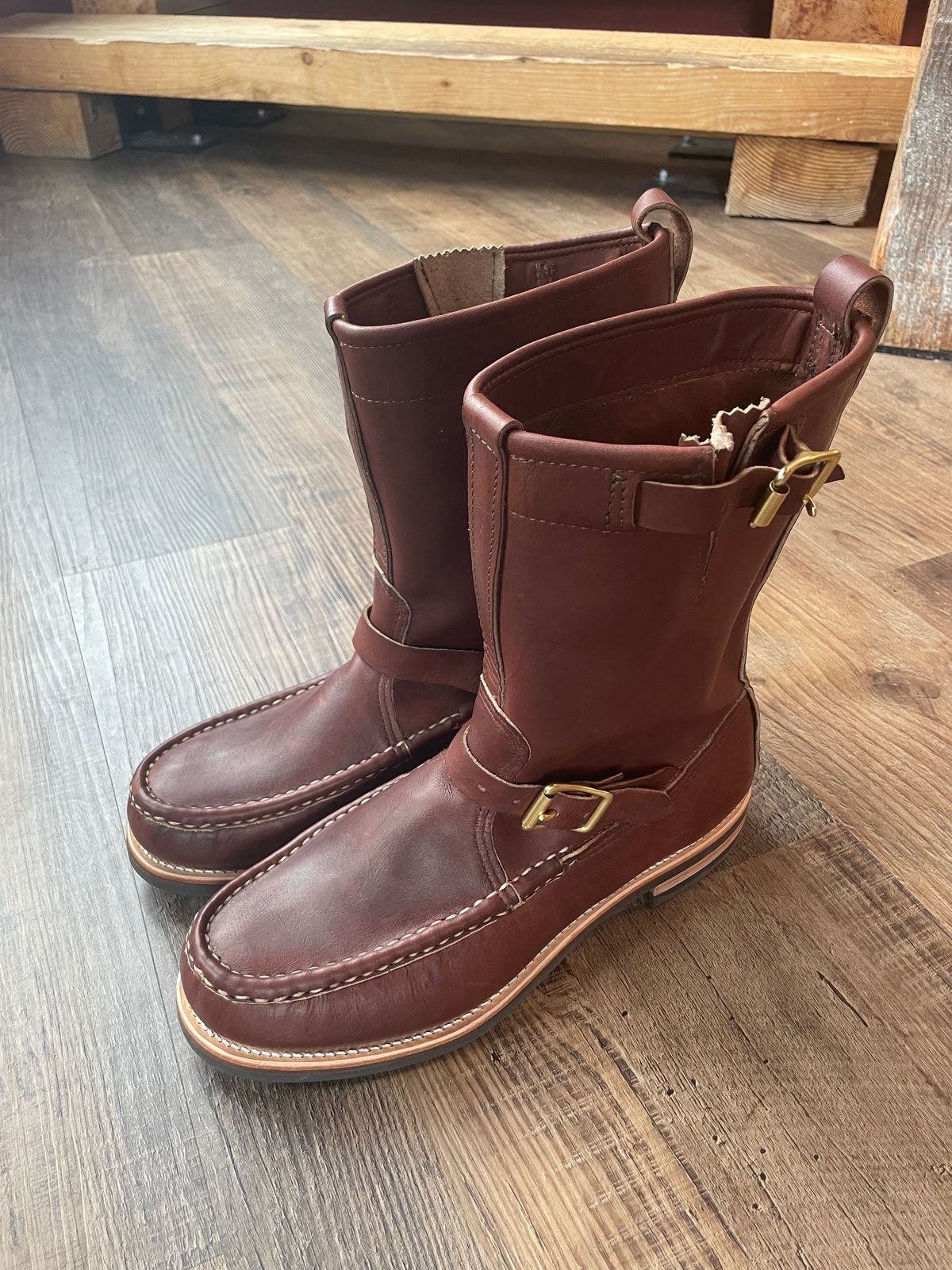 Photo by Lukeofboots on October 1, 2023 of the Russell Moccasin Co. Nochaway Cavalier in Red Maple Oil Tan.