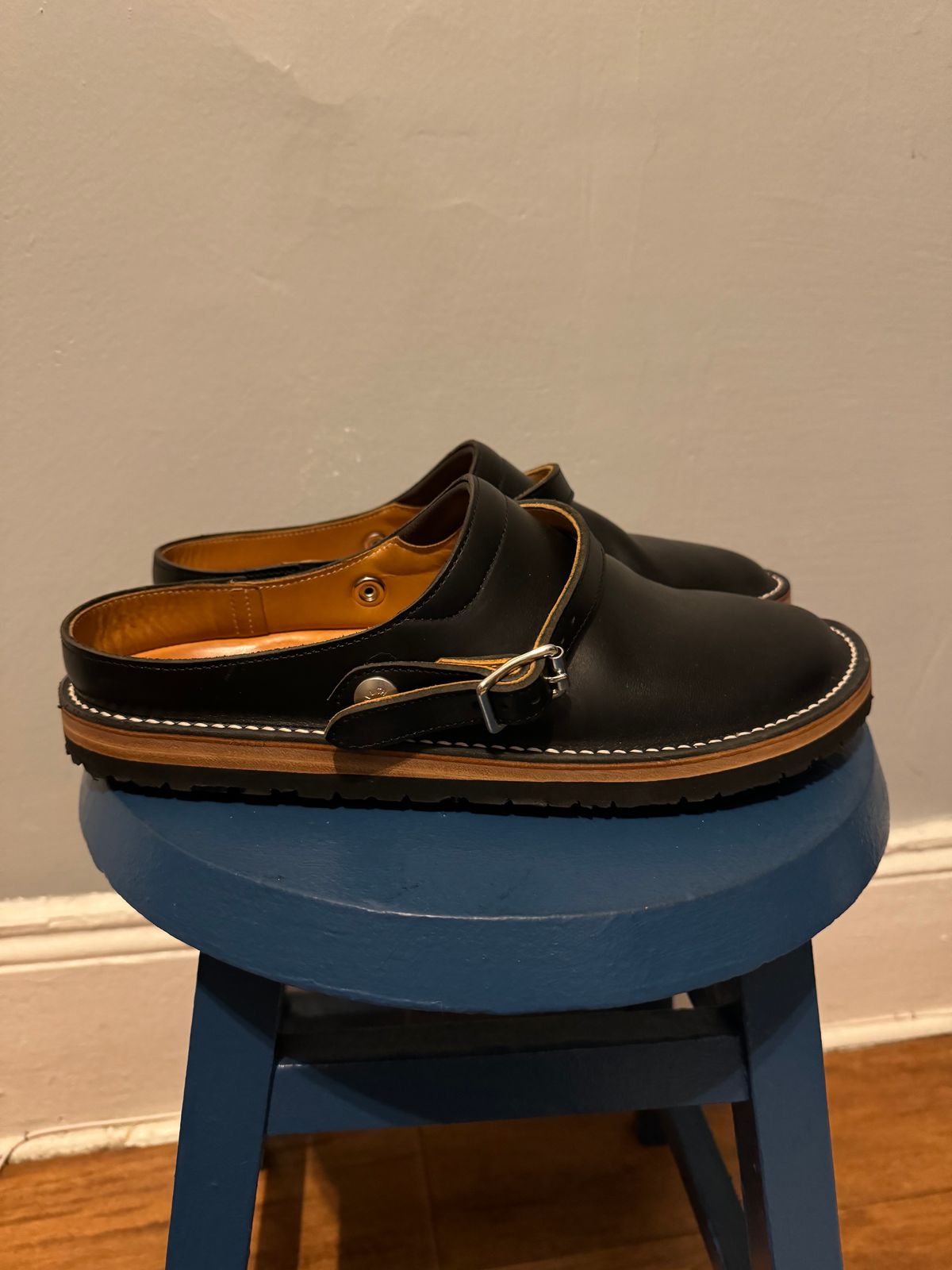 Photo by mister_stantastic on October 9, 2023 of the Zerrows Sabot Sandal in Horween Black Chromexcel.