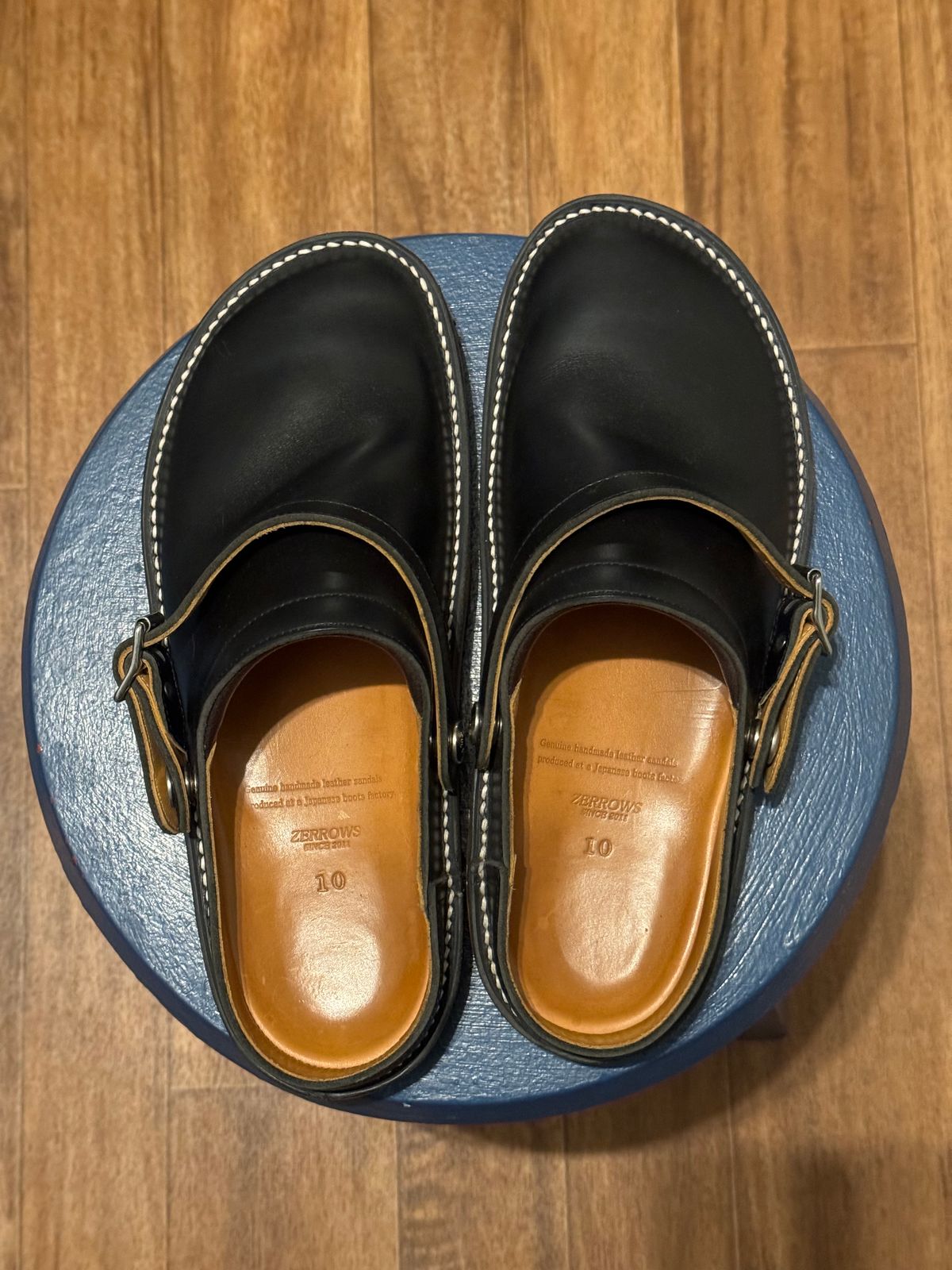 Photo by mister_stantastic on October 9, 2023 of the Zerrows Sabot Sandal in Horween Black Chromexcel.