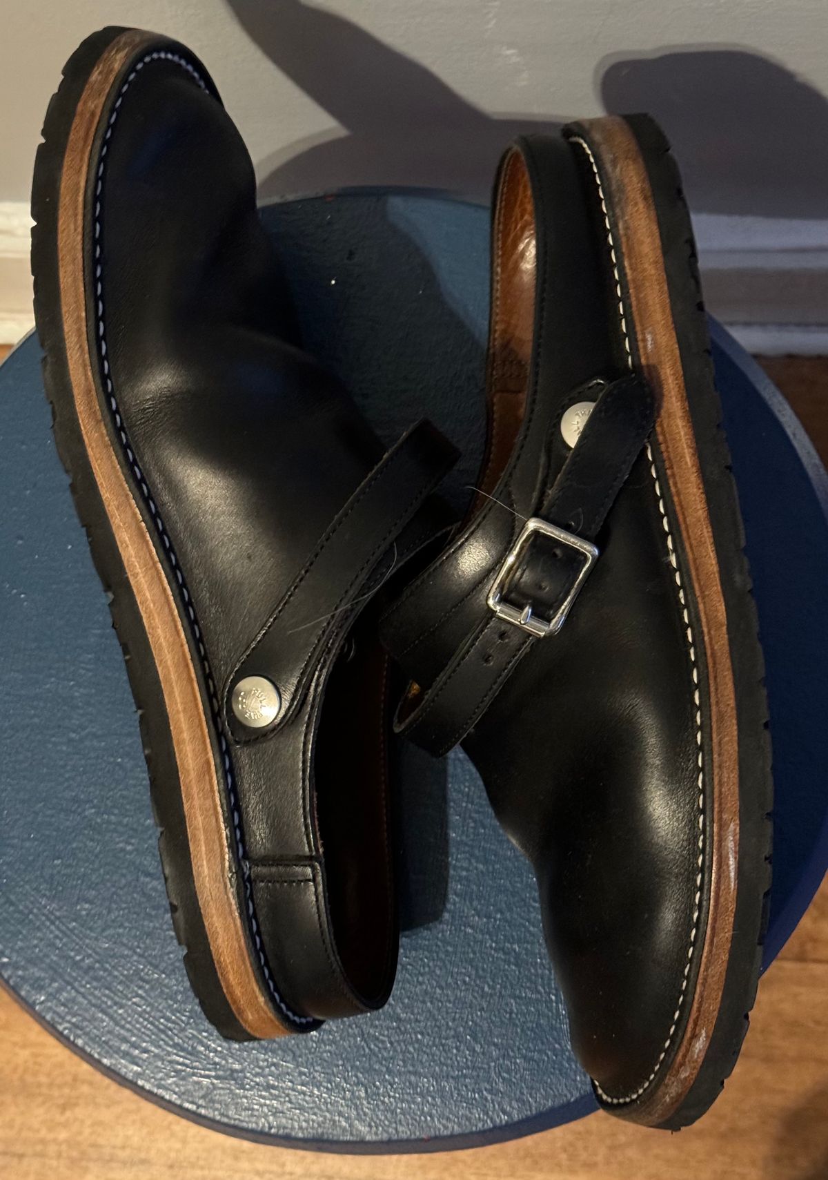 Photo by mister_stantastic on February 6, 2024 of the Zerrows Sabot Sandal in Horween Black Chromexcel.